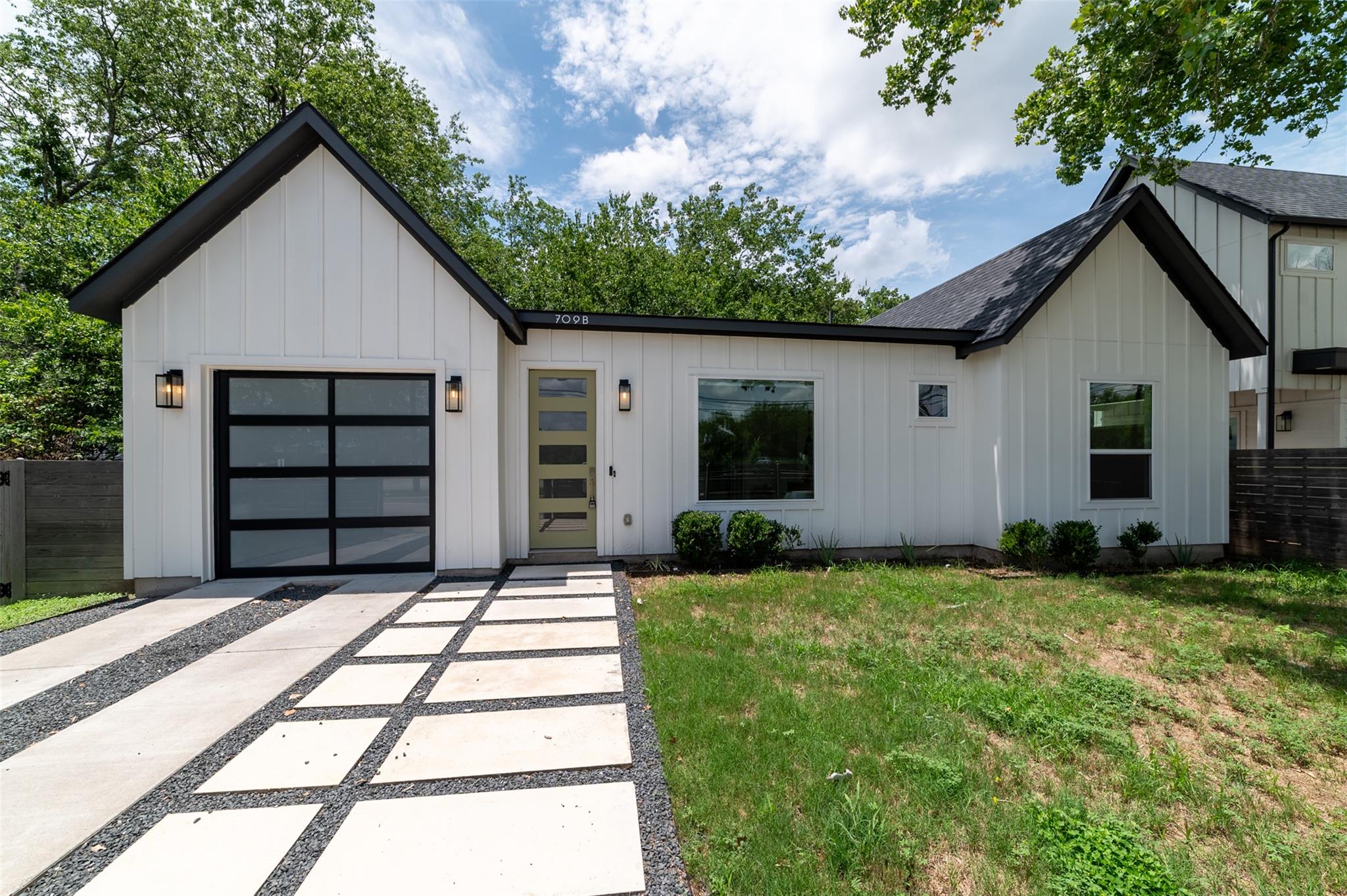 709 W St Elmo Rd # 2, Austin, TX 78745