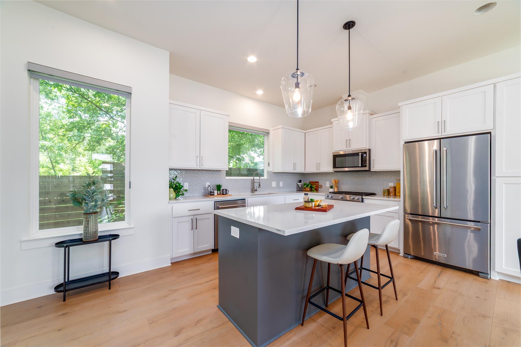 709 W St Elmo Rd # 2, Austin, TX 78745