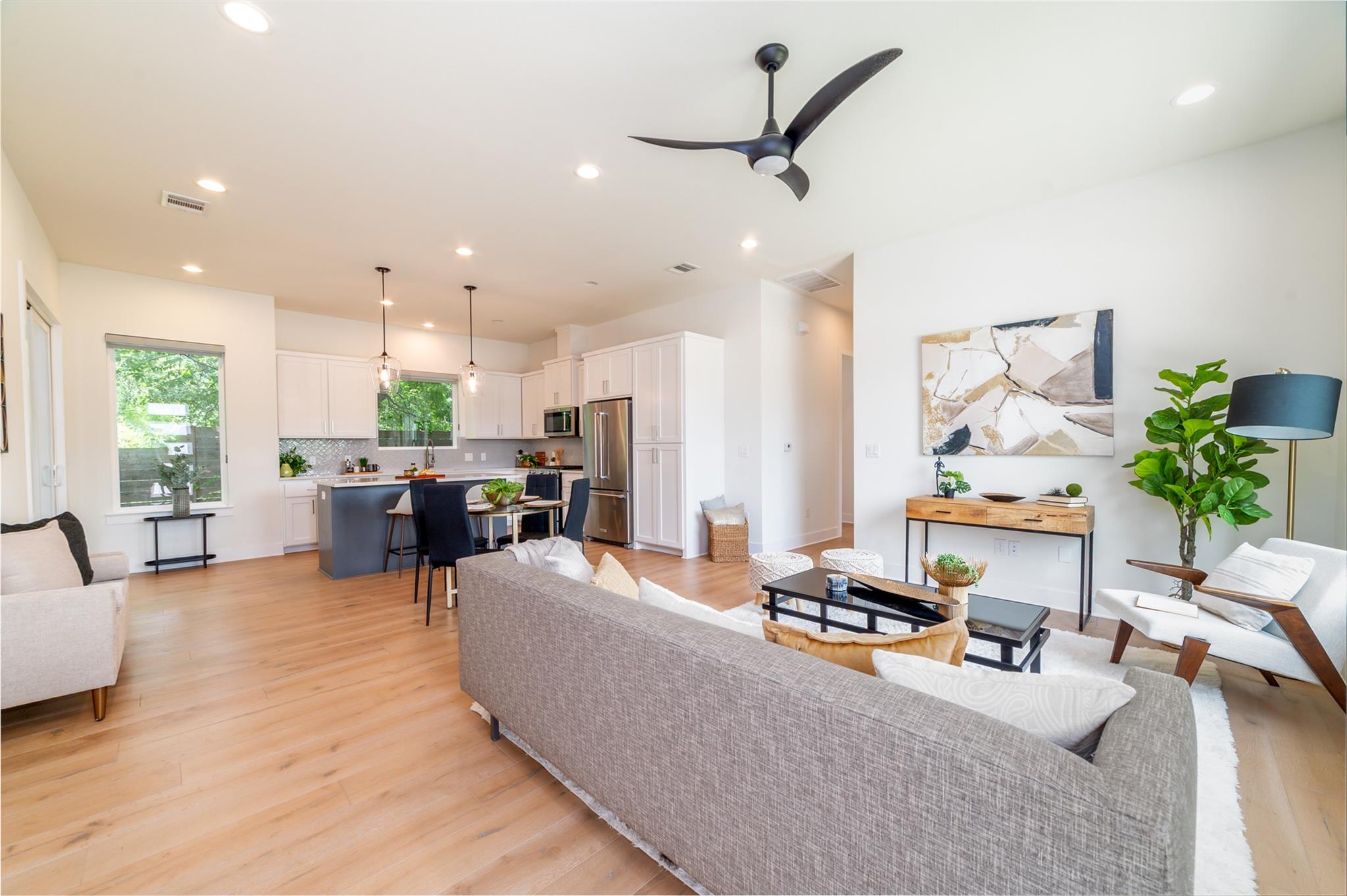709 W St Elmo Rd # 2, Austin, TX 78745