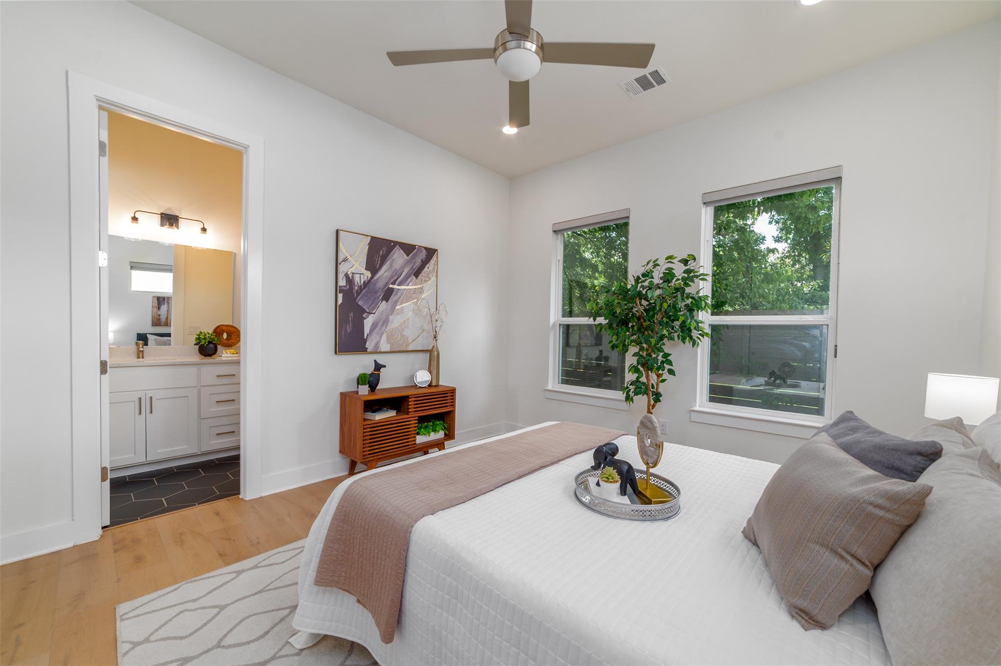 709 W St Elmo Rd # 2, Austin, TX 78745