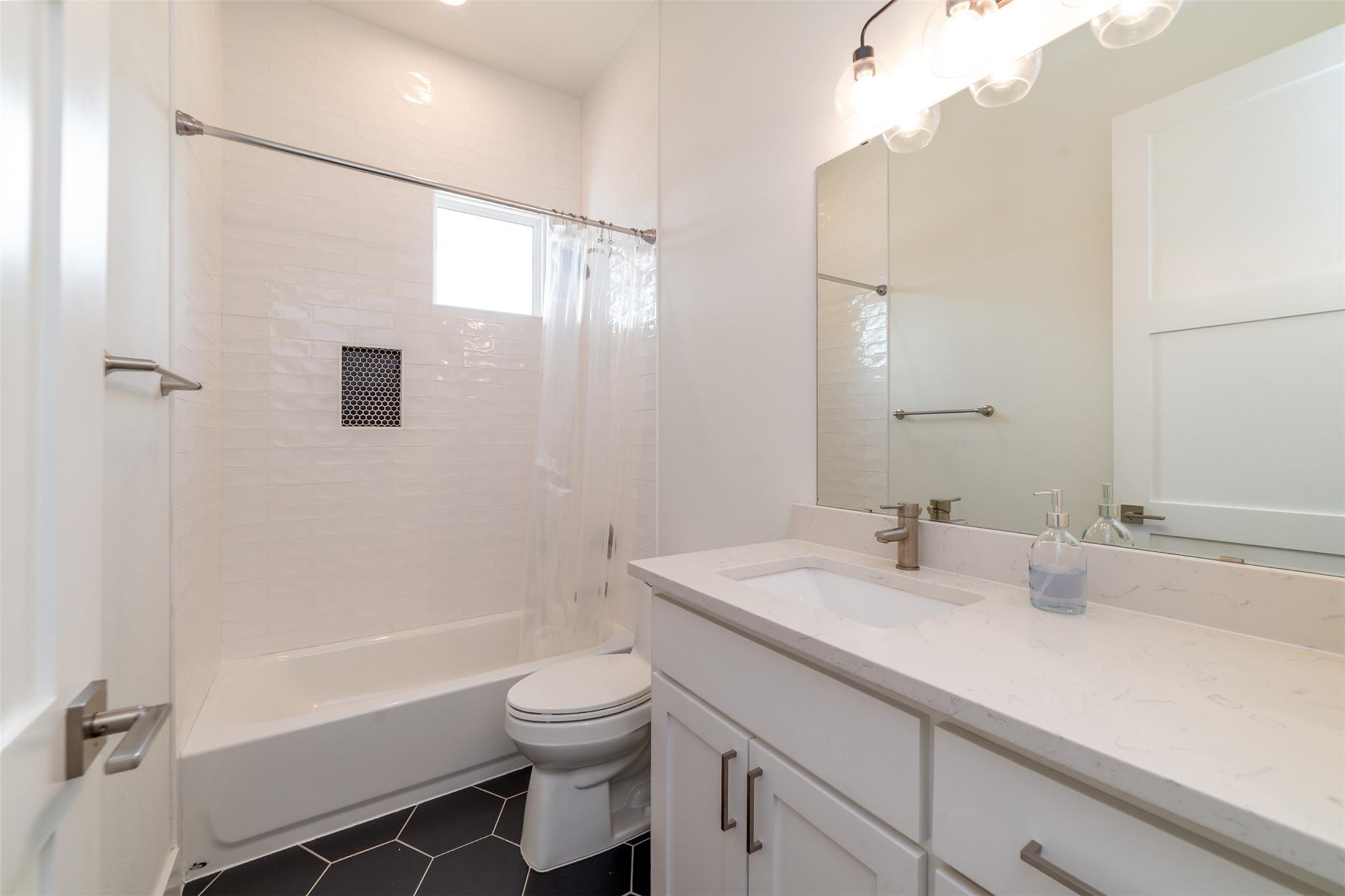 709 W St Elmo Rd # 2, Austin, TX 78745