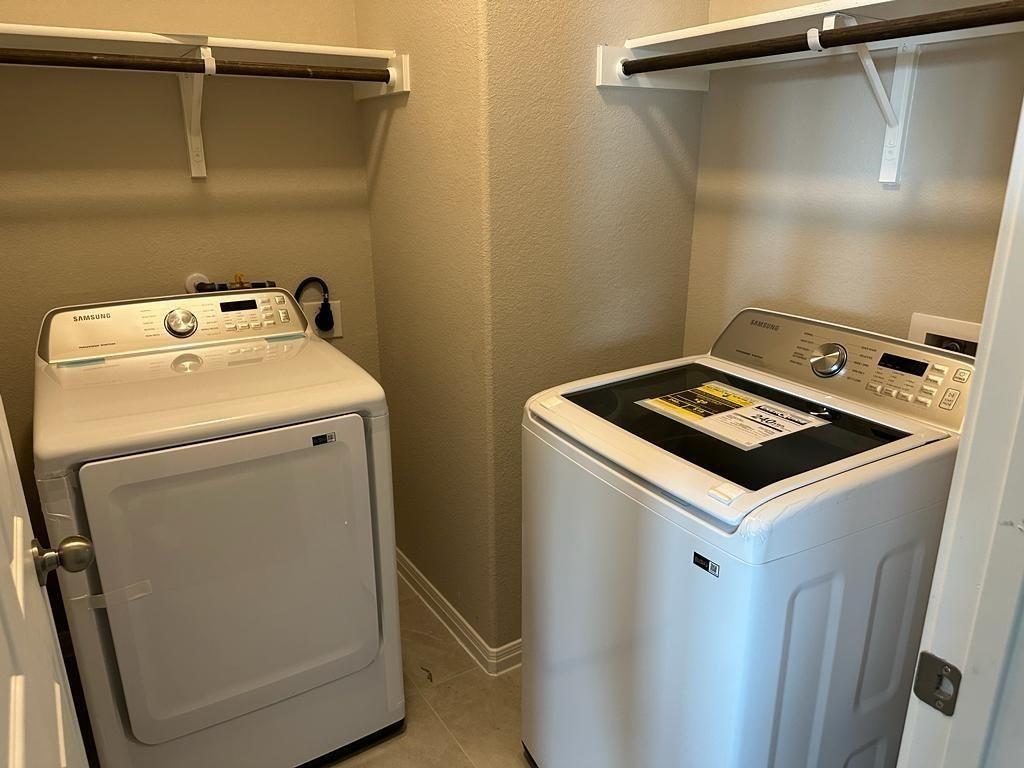 324 Rend Dr, Leander, TX 78641