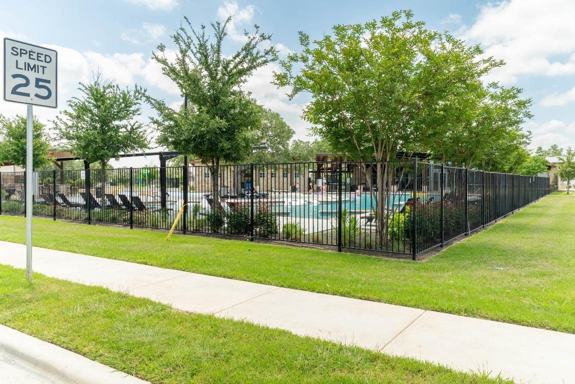 324 Rend Dr, Leander, TX 78641