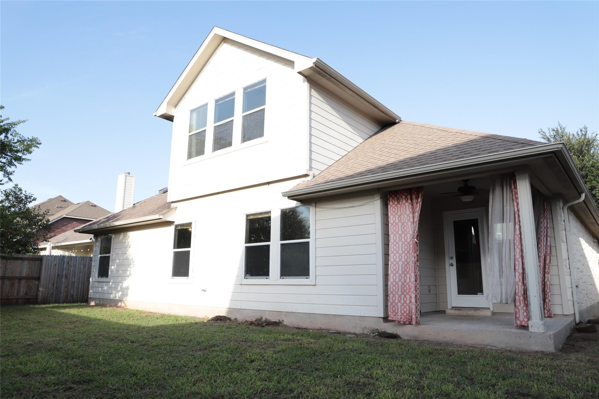 3936 Links Ln, Round Rock, TX 78664