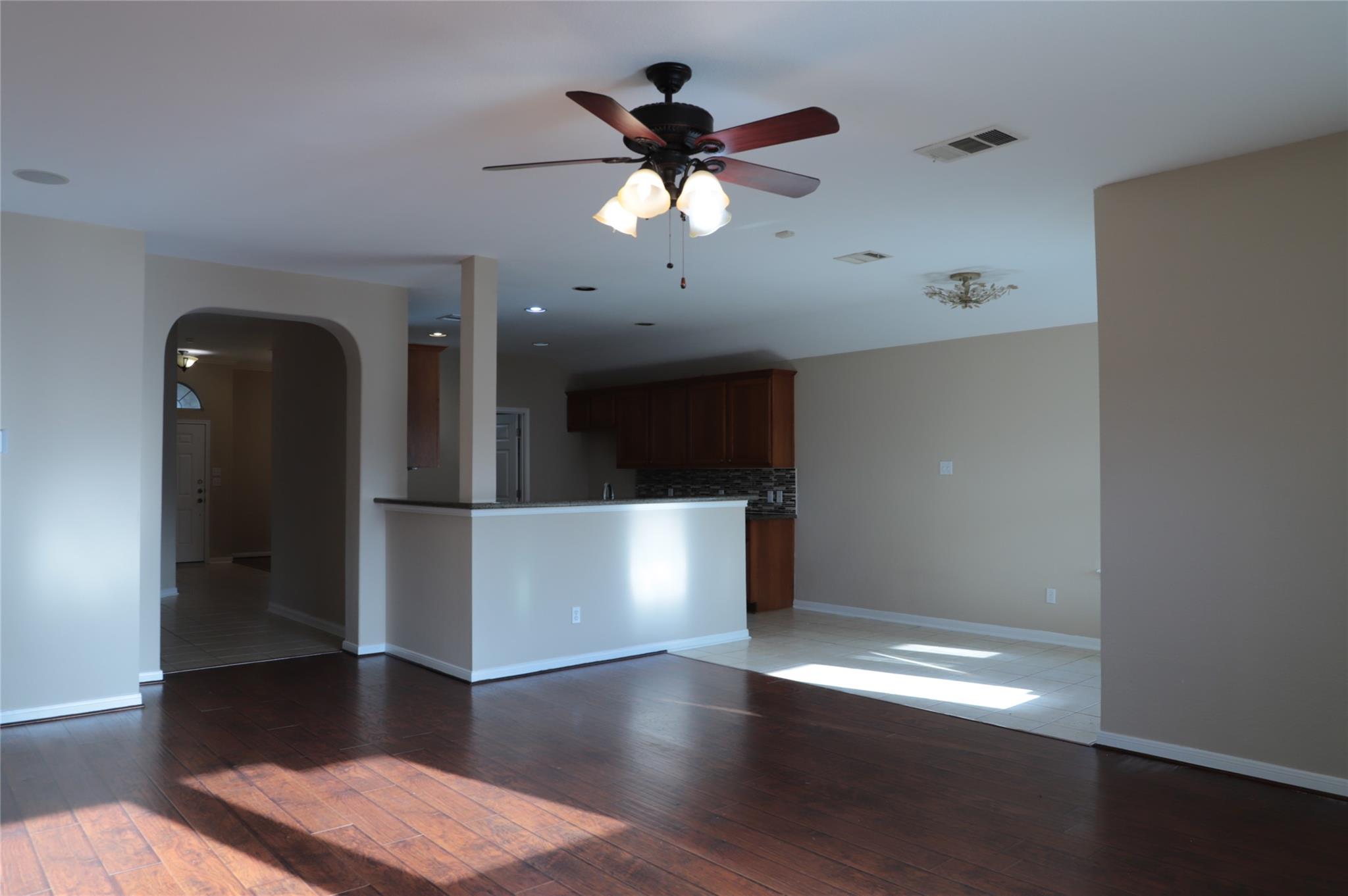 3936 Links Ln, Round Rock, TX 78664
