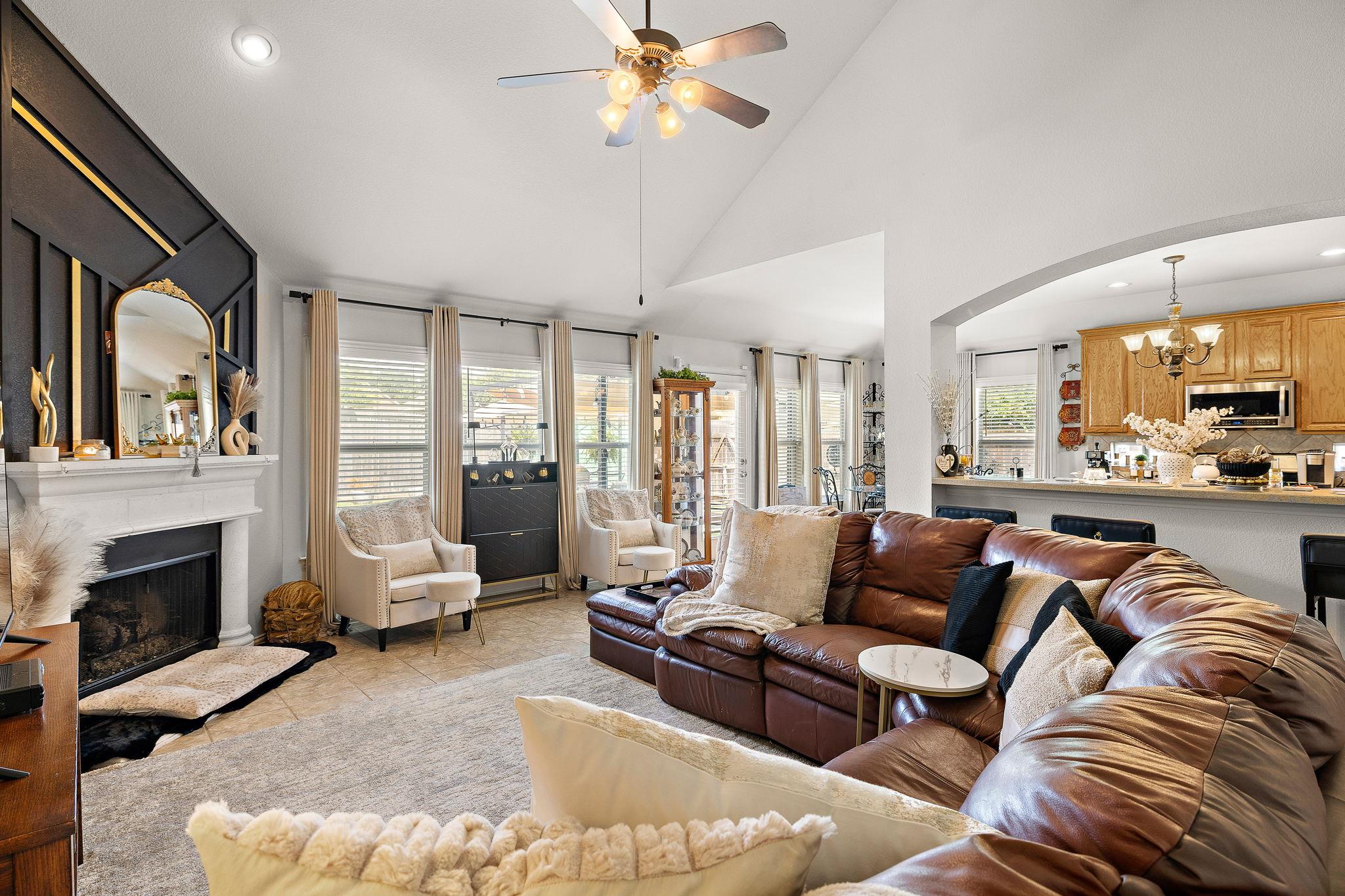 2501 Aspen Meadow Rd, Leander, TX 78641