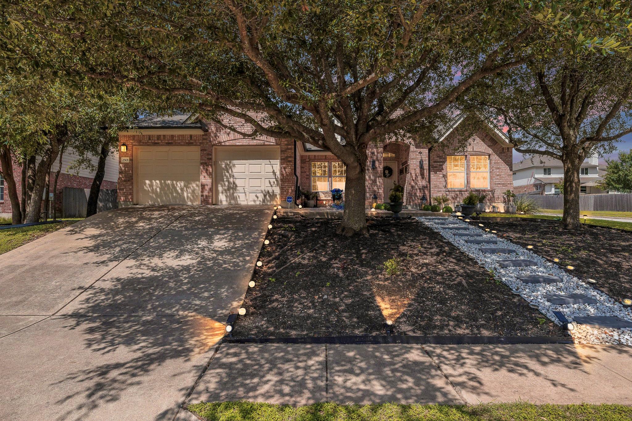 2501 Aspen Meadow Rd, Leander, TX 78641
