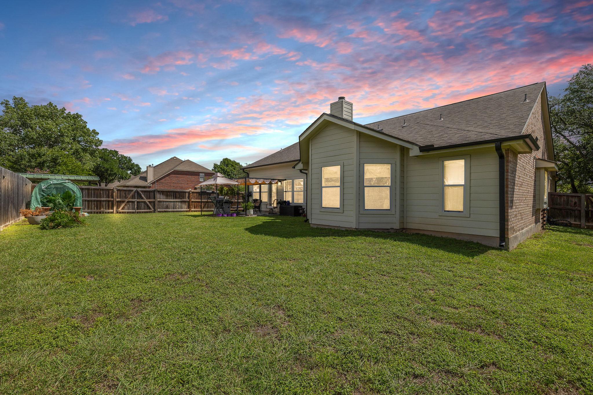 2501 Aspen Meadow Rd, Leander, TX 78641