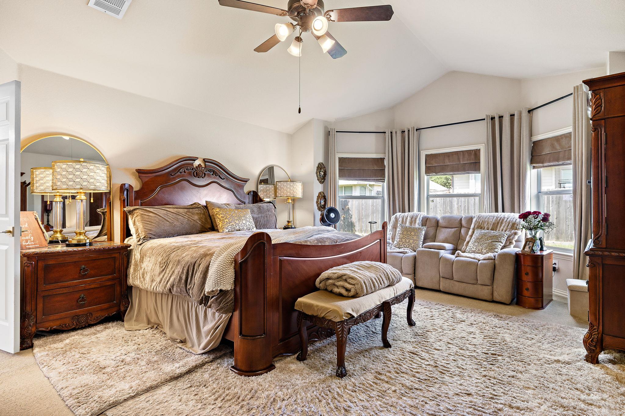 2501 Aspen Meadow Rd, Leander, TX 78641