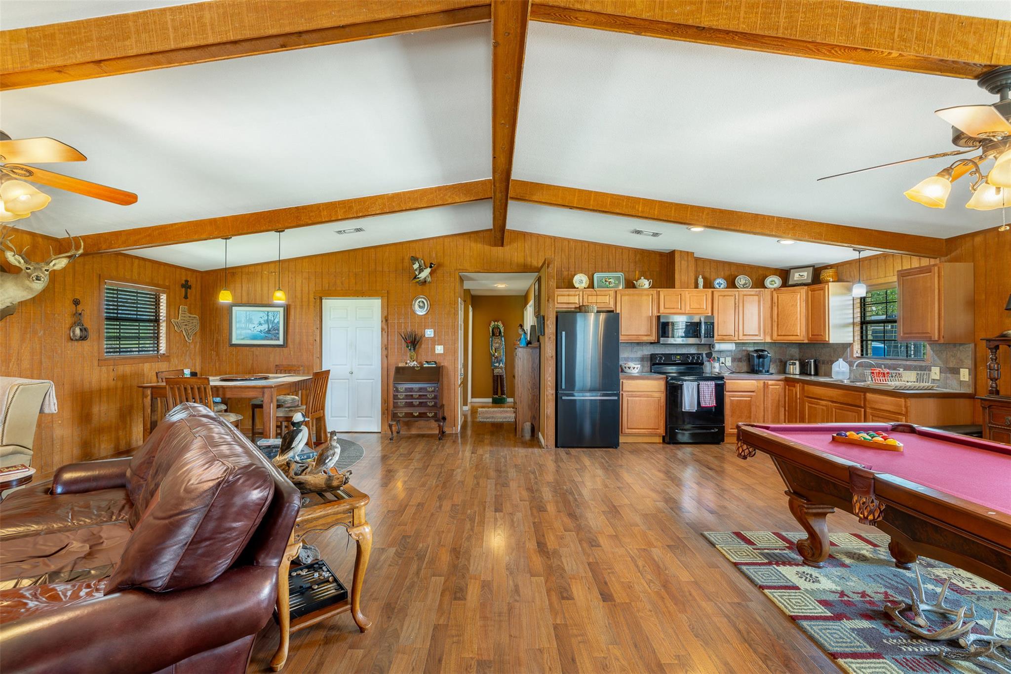 817 Highway 59 S., George West, TX 78022