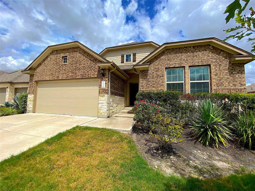 212 Anderson St, Hutto, TX 78634