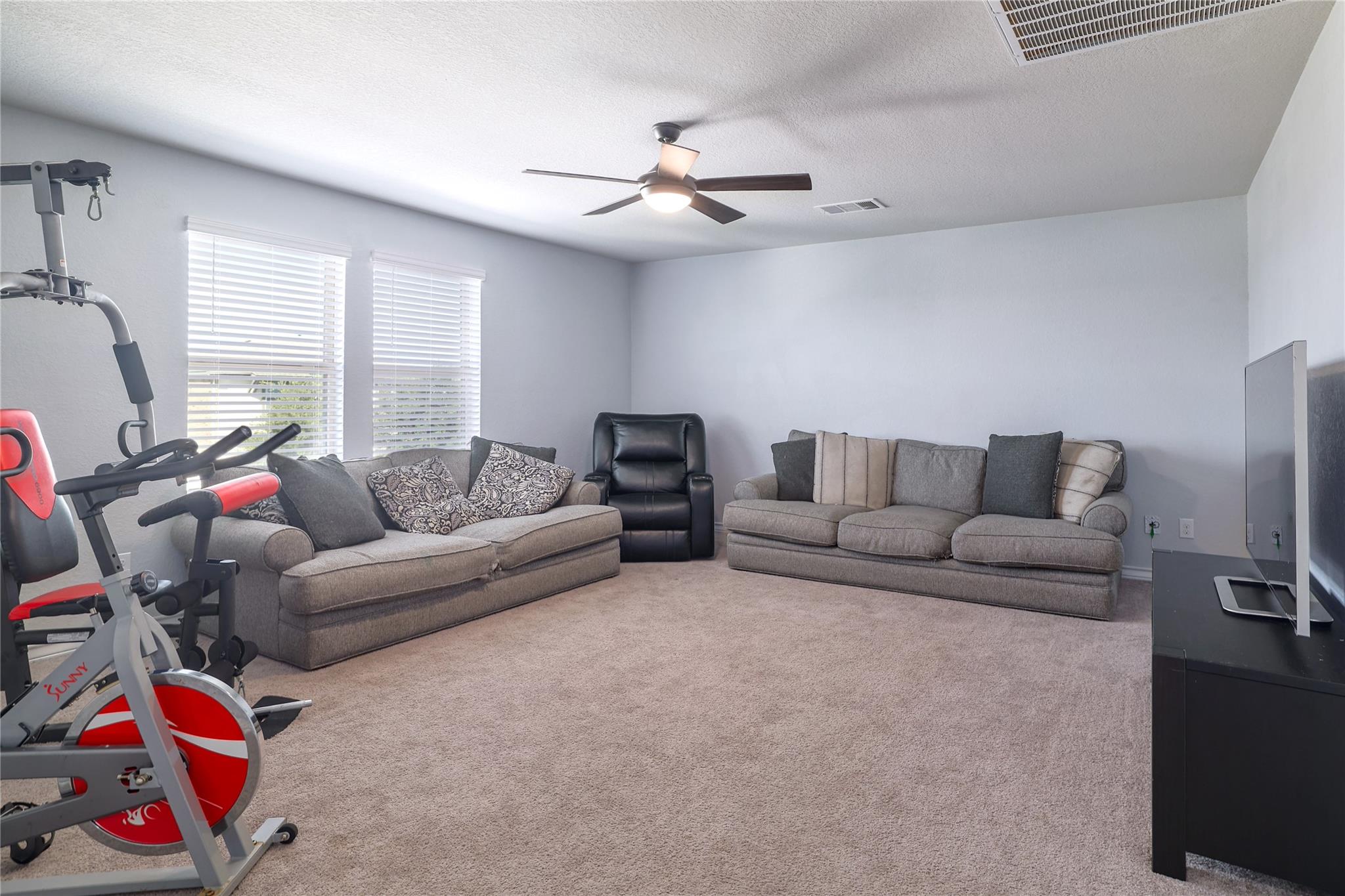 1324 Eagle Ray St, Leander, TX 78641