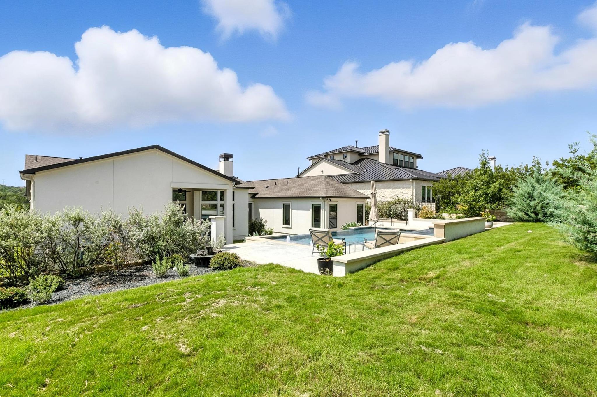 315 Ringtail Stream Dr, Austin, TX 78738