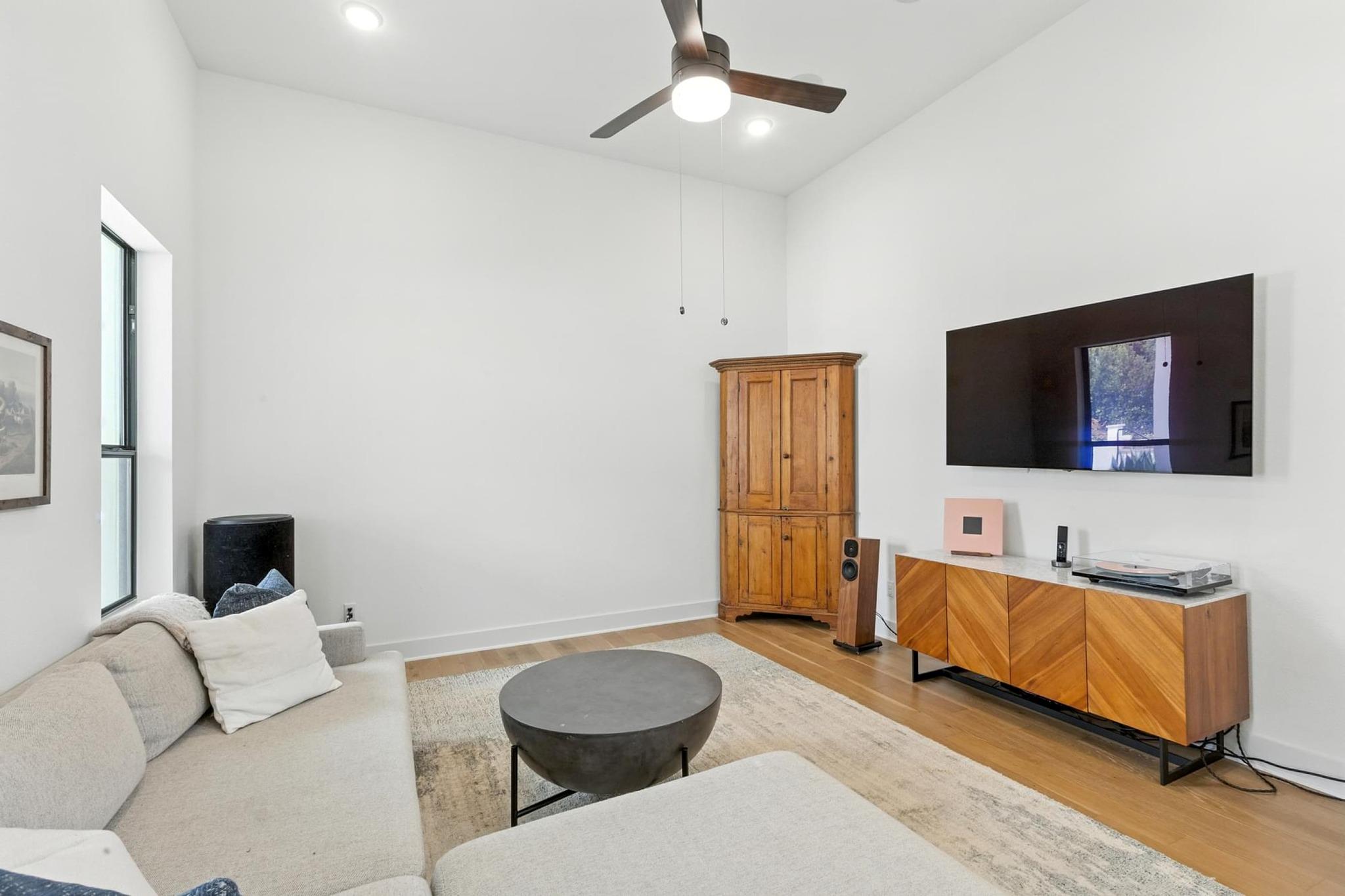 315 Ringtail Stream Dr, Austin, TX 78738