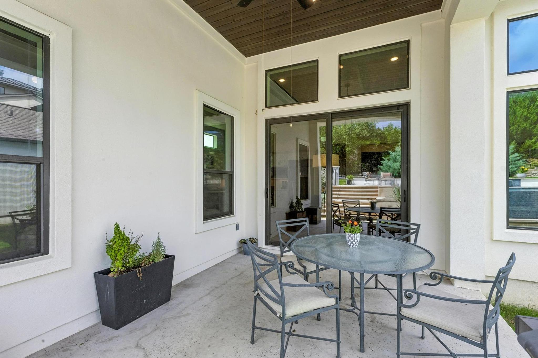 315 Ringtail Stream Dr, Austin, TX 78738