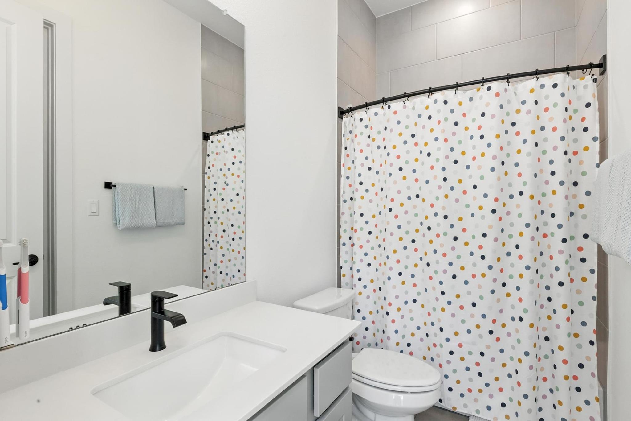 315 Ringtail Stream Dr, Austin, TX 78738