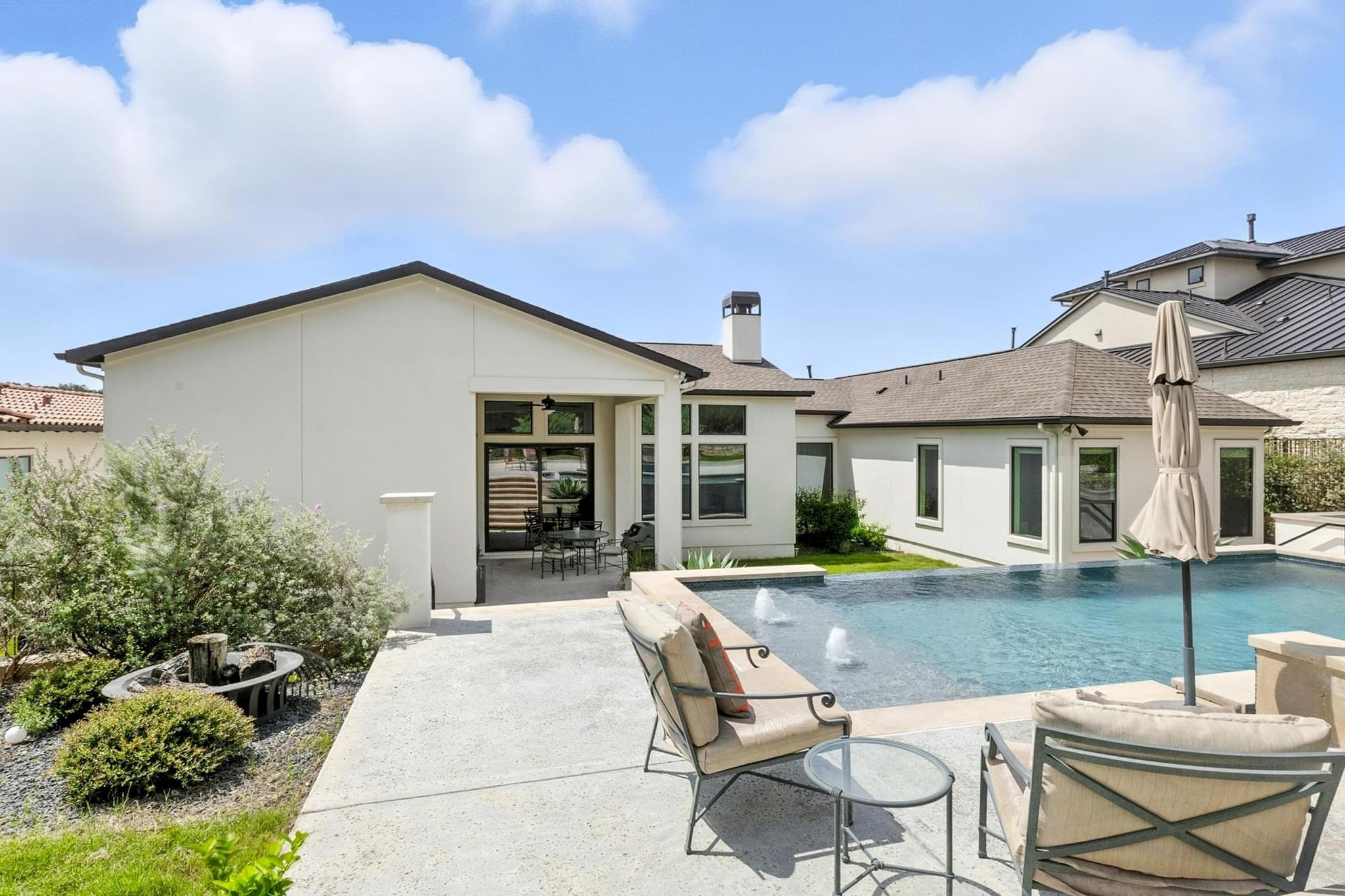 315 Ringtail Stream Dr, Austin, TX 78738