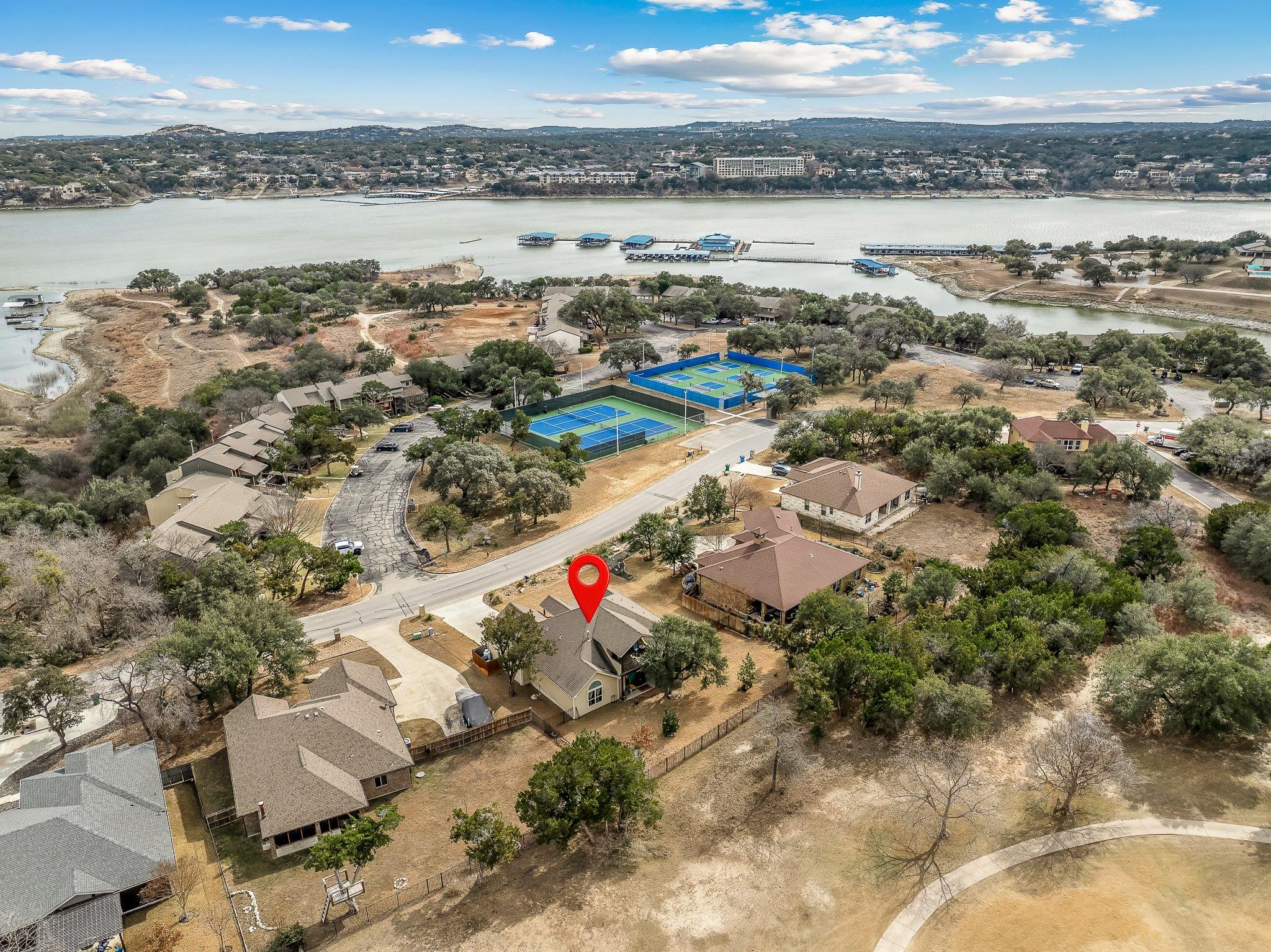 204 S Venture Blvd, Point Venture, TX 78645