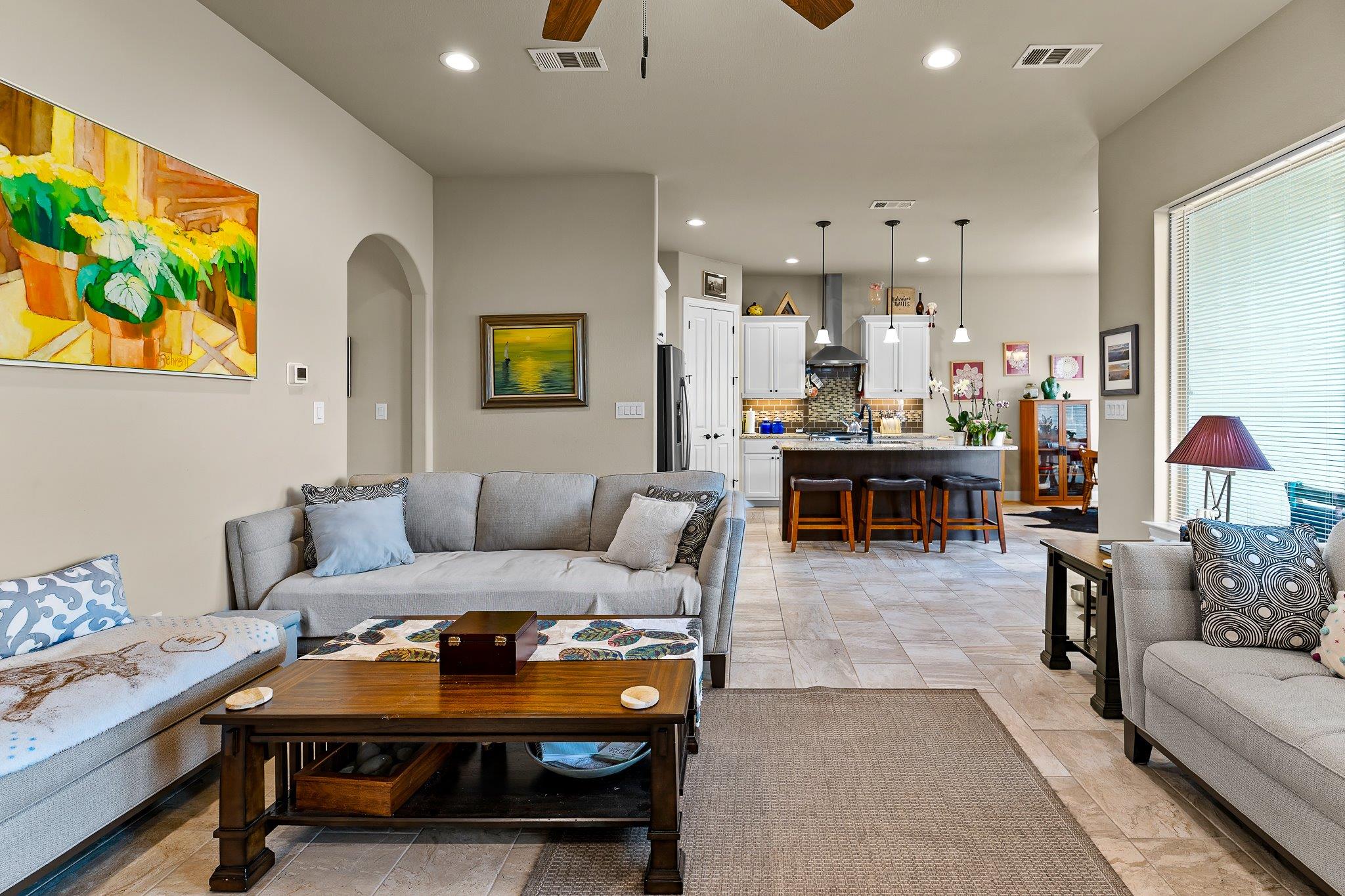 204 S Venture Blvd, Point Venture, TX 78645