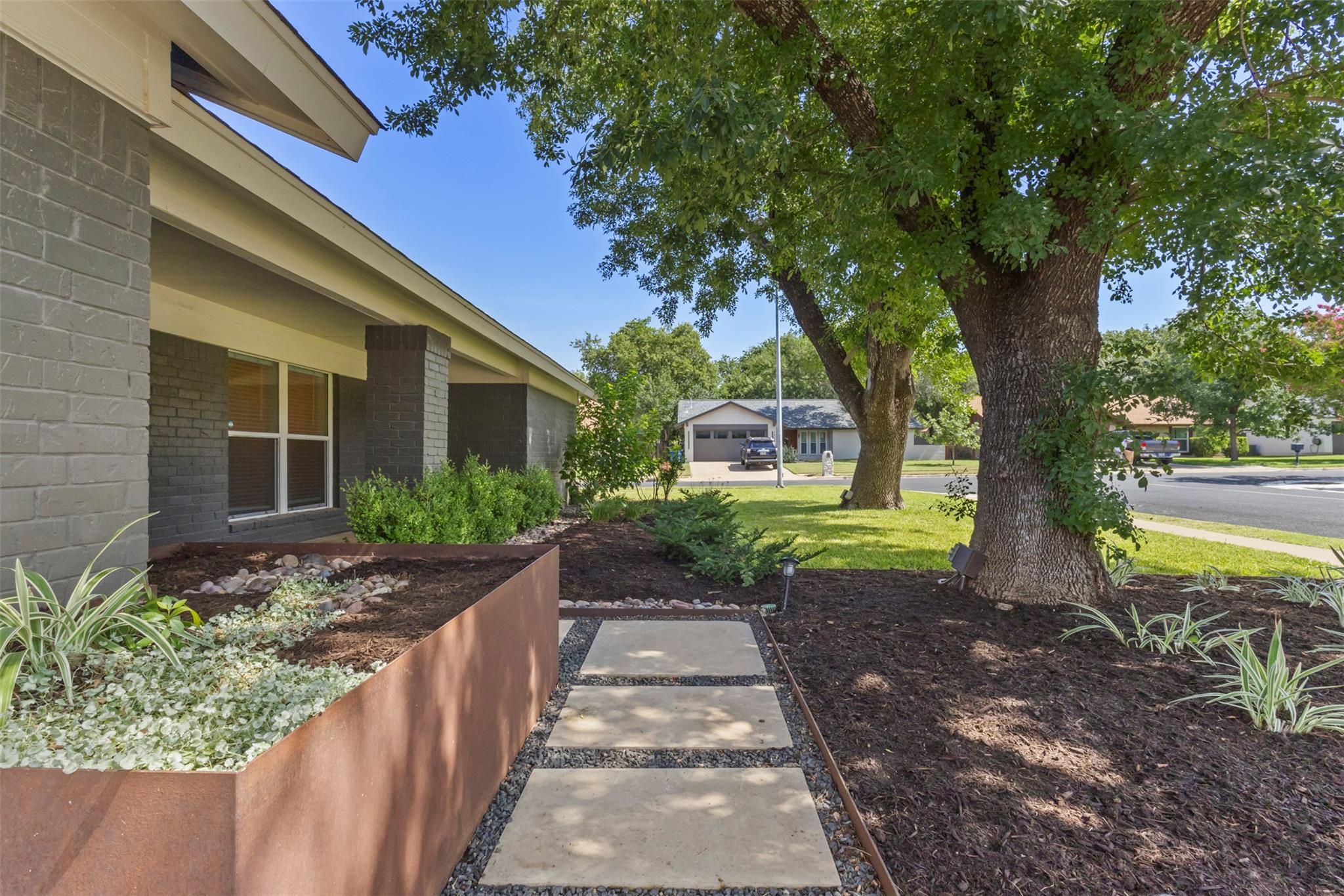 10712 Berthound Dr, Austin, TX 78758