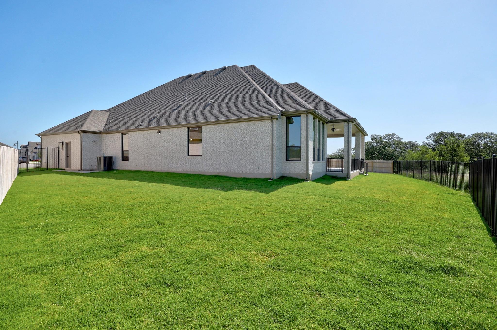 328 Belanger Canyon Dr, Liberty Hill, TX 78642