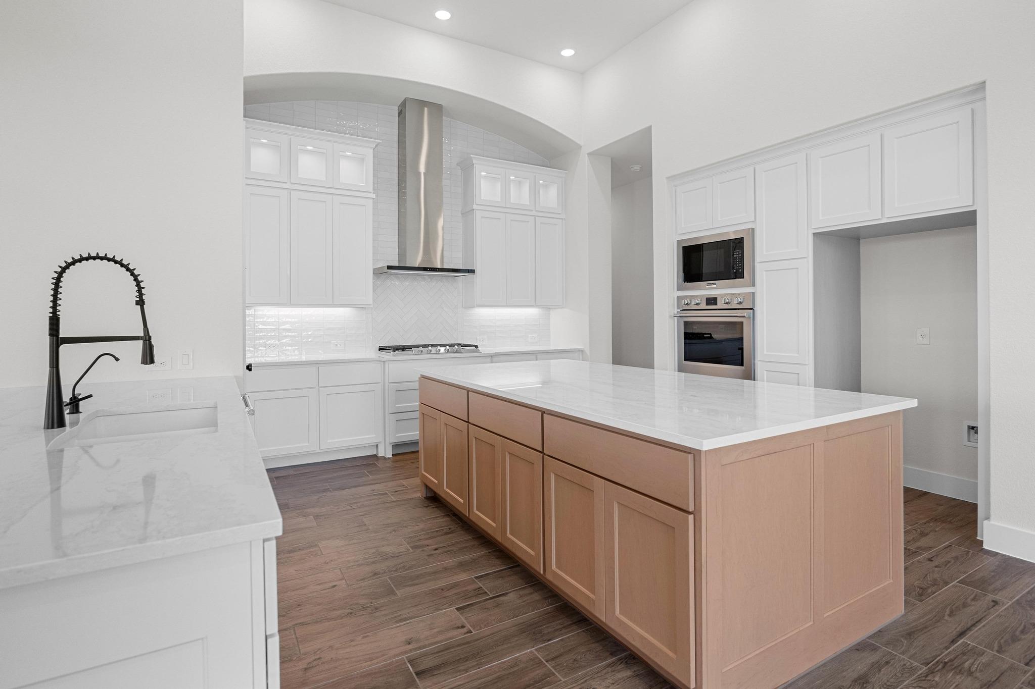 328 Belanger Canyon Dr, Liberty Hill, TX 78642
