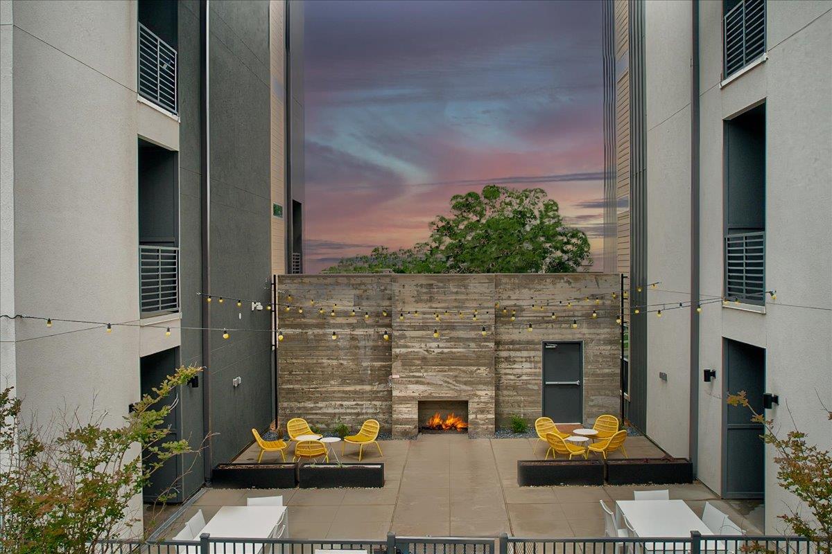 4801 Springdale Rd # 1402, Austin, TX 78723