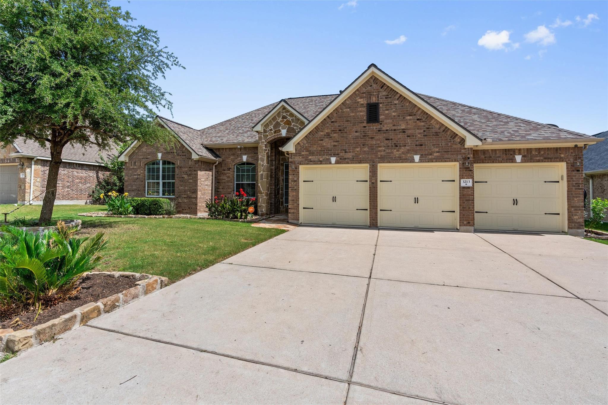 3213 Falconers Way, Pflugerville, TX 78660