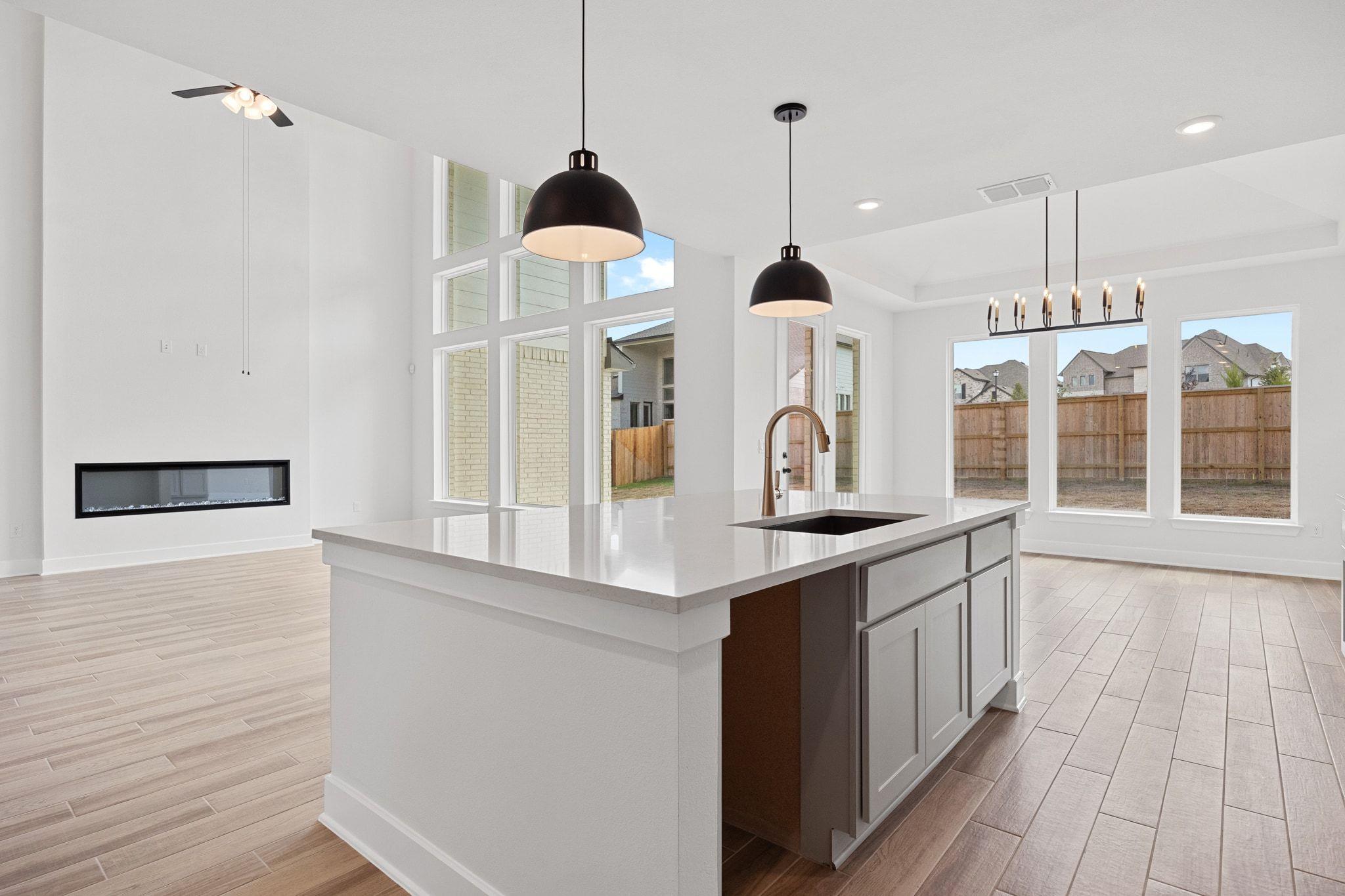 904 Rock Daisy Trl, Hutto, TX 78634