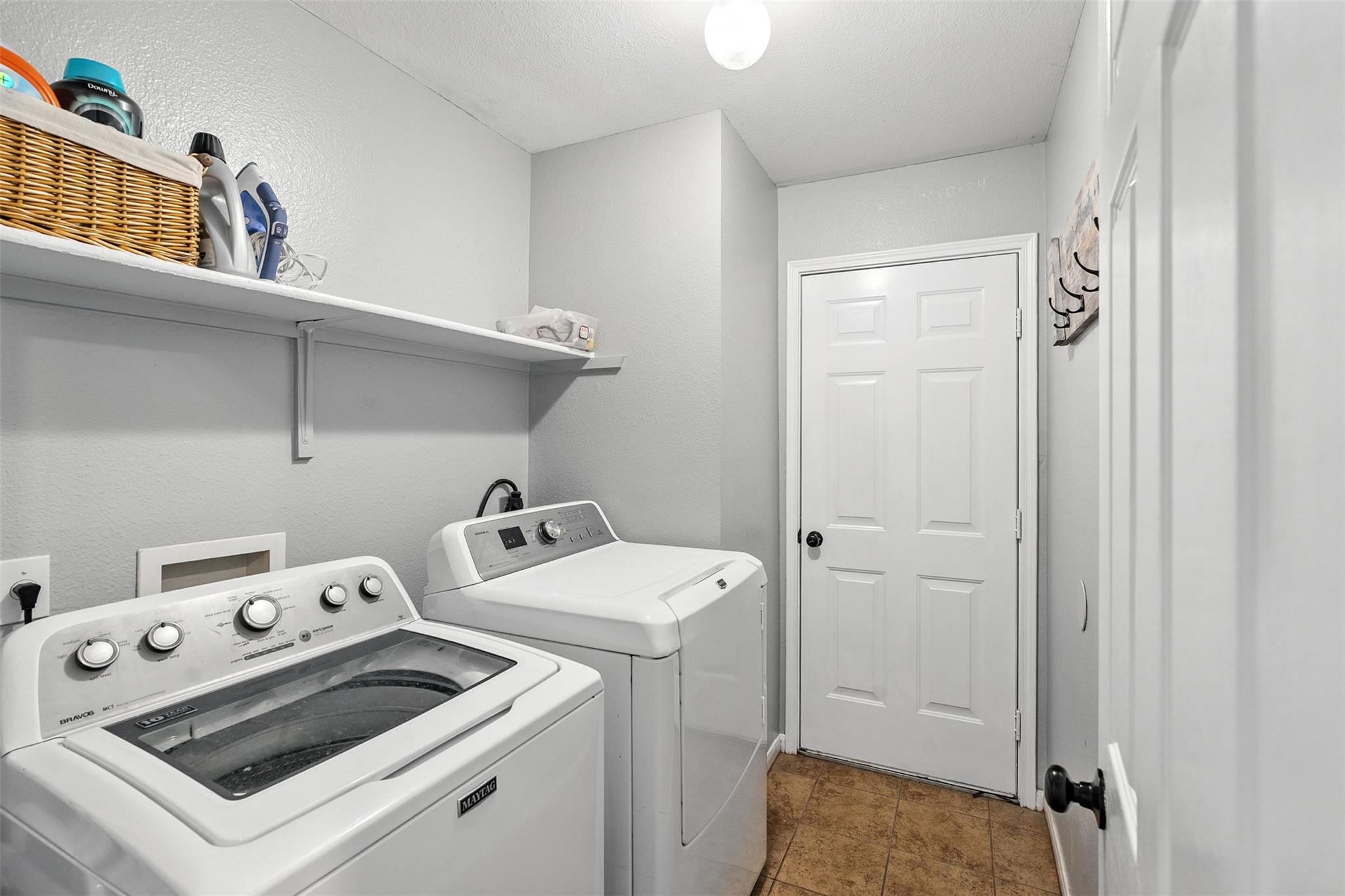 113 MEADOWSIDE Dr, Hutto, TX 78634