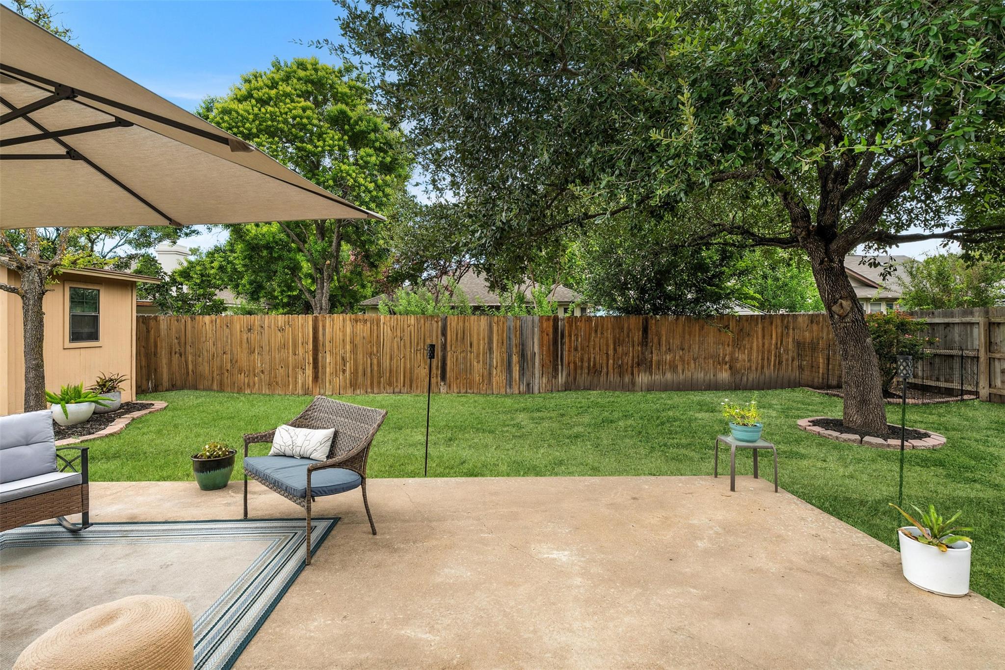 113 MEADOWSIDE Dr, Hutto, TX 78634