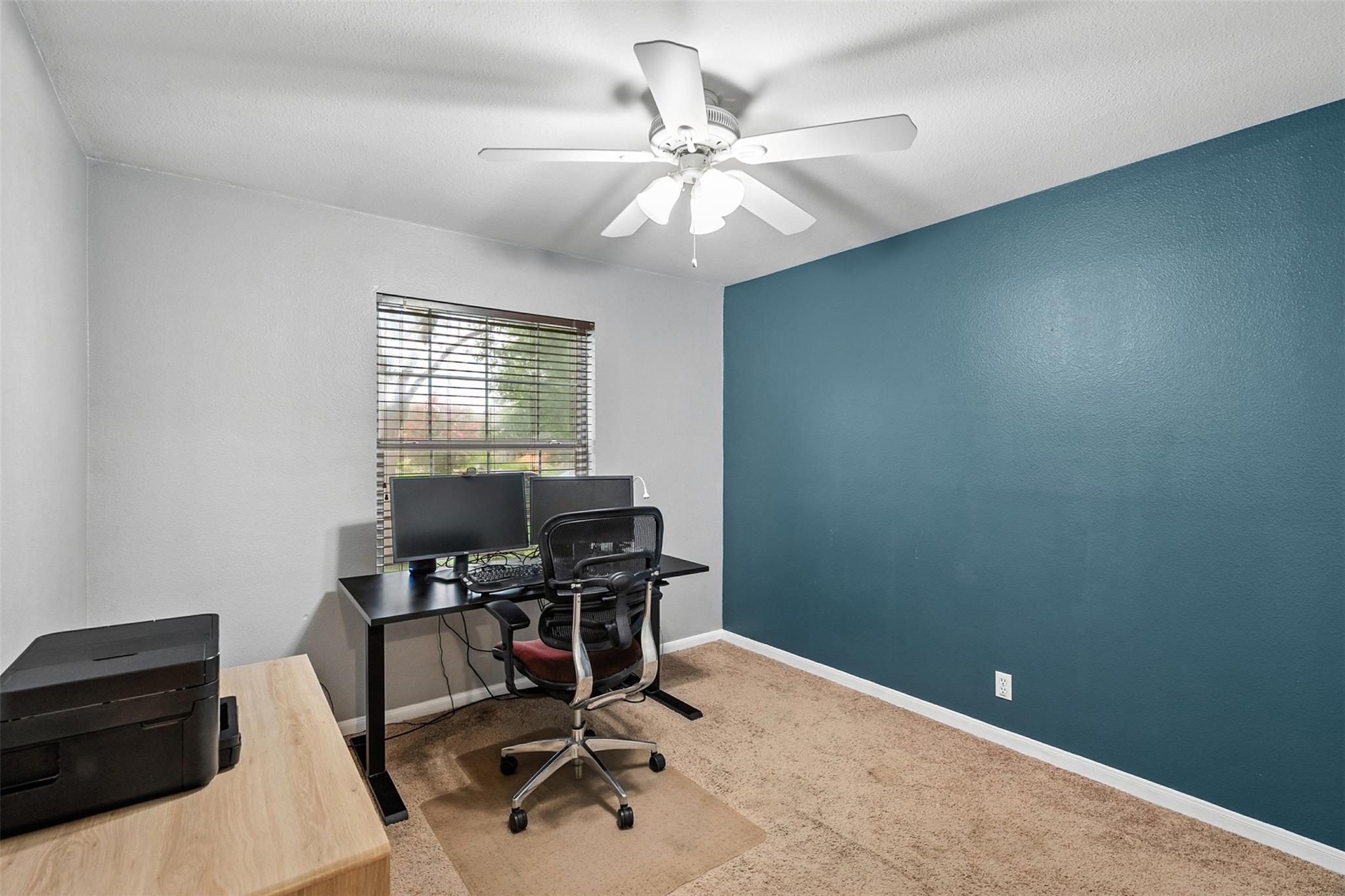 113 MEADOWSIDE Dr, Hutto, TX 78634