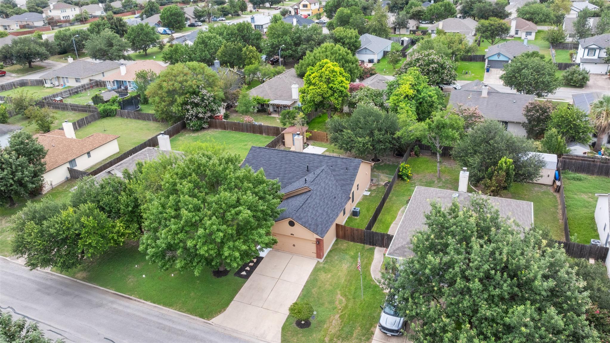 113 MEADOWSIDE Dr, Hutto, TX 78634