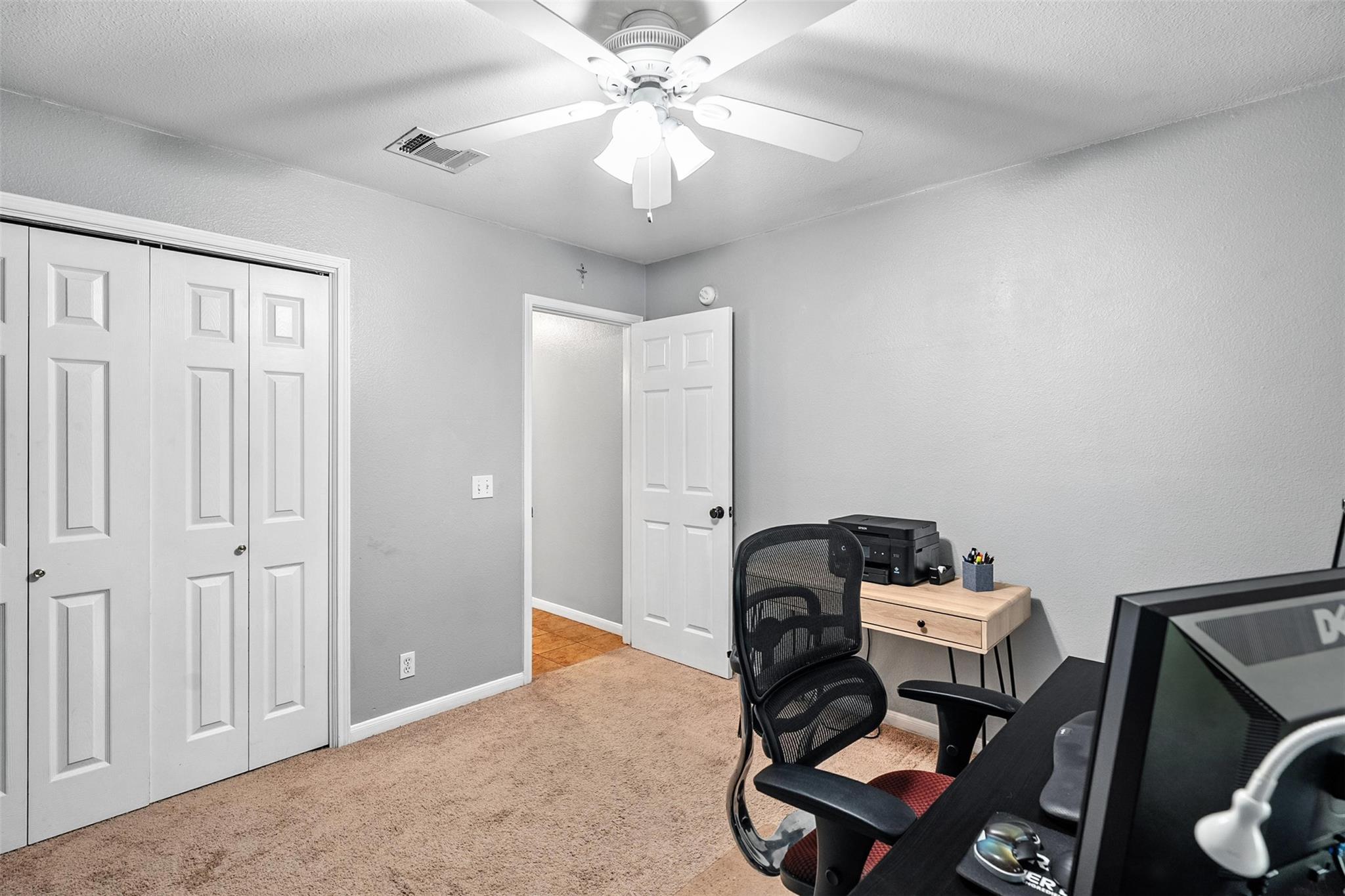 113 MEADOWSIDE Dr, Hutto, TX 78634