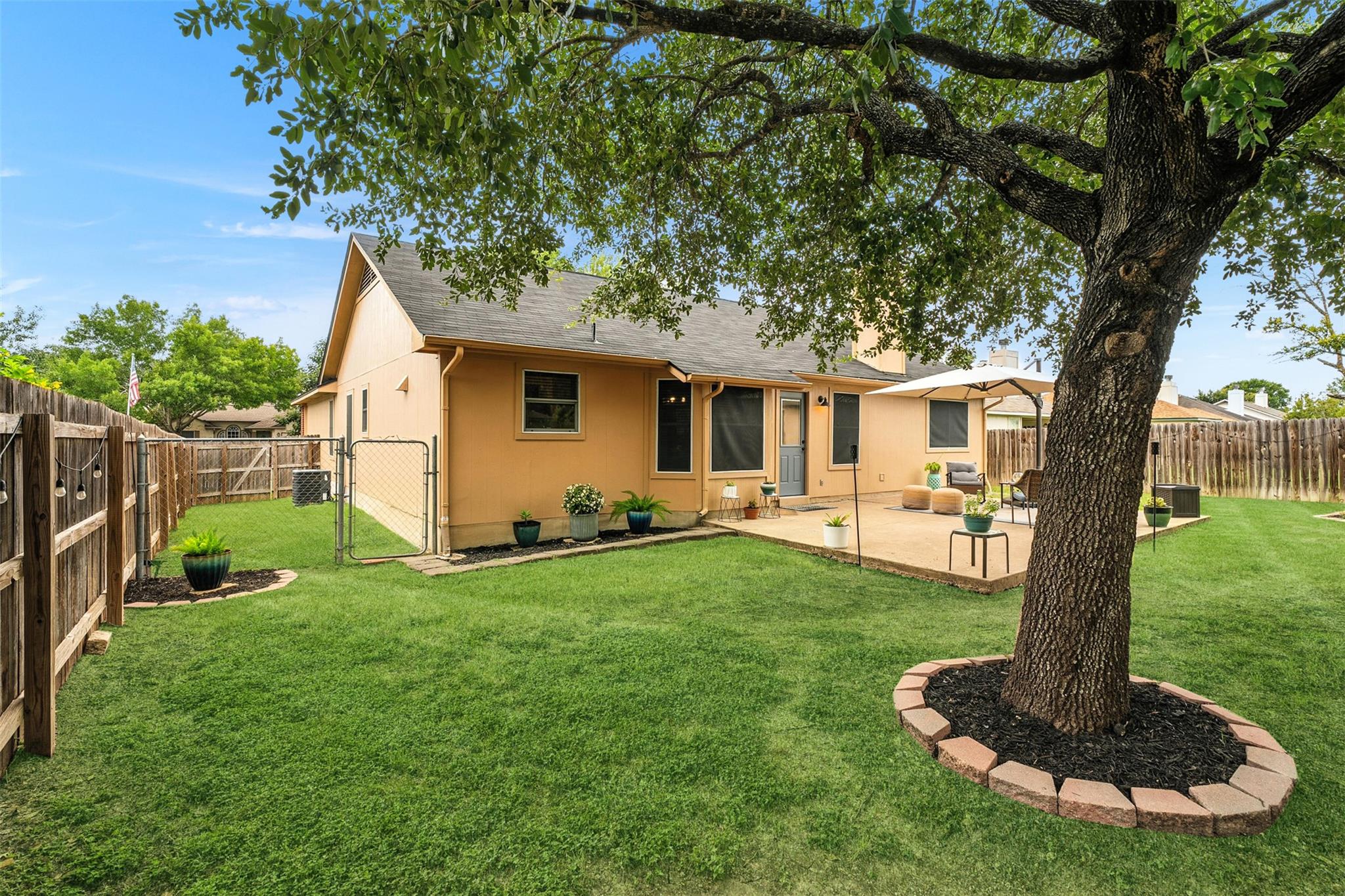 113 MEADOWSIDE Dr, Hutto, TX 78634