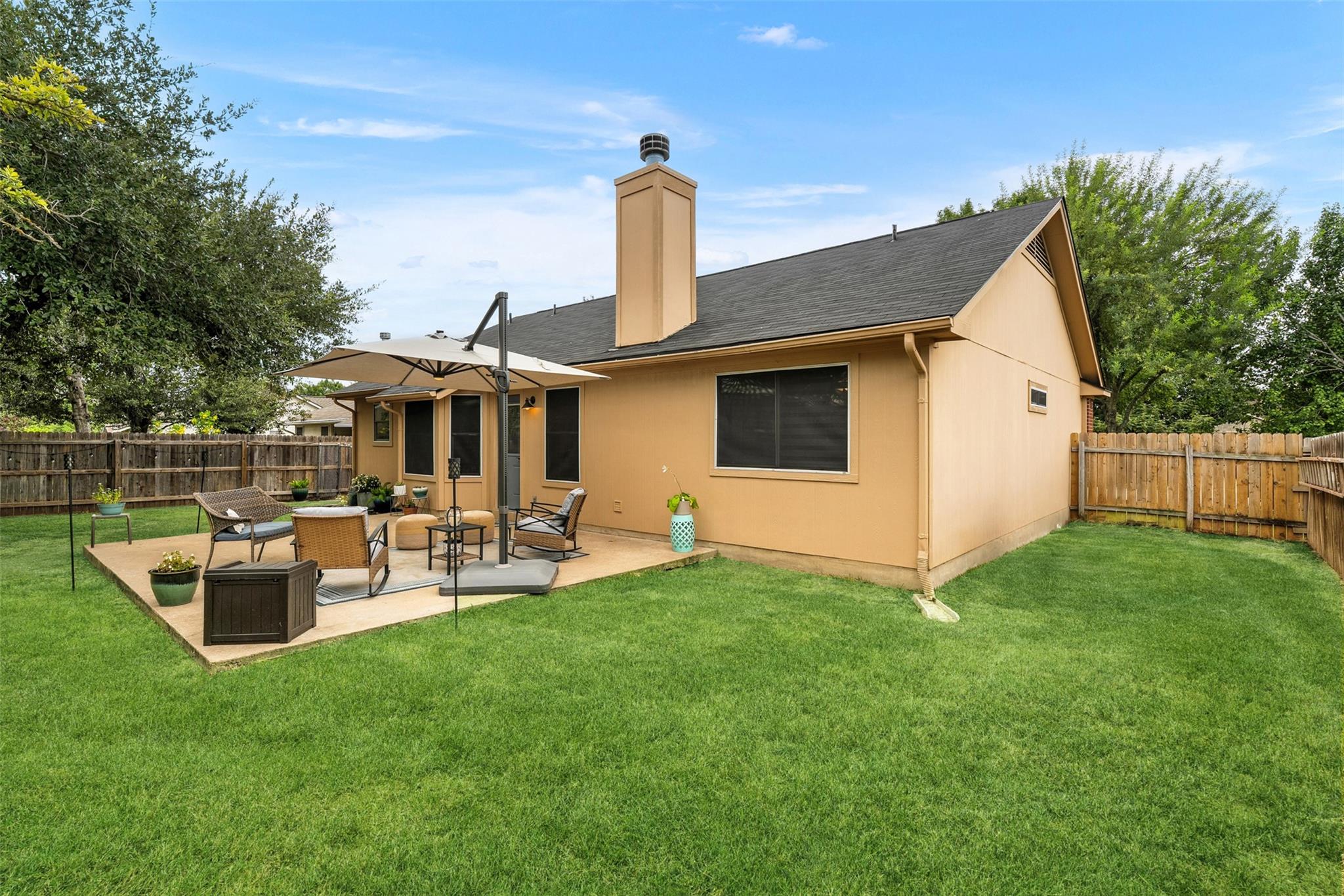 113 MEADOWSIDE Dr, Hutto, TX 78634