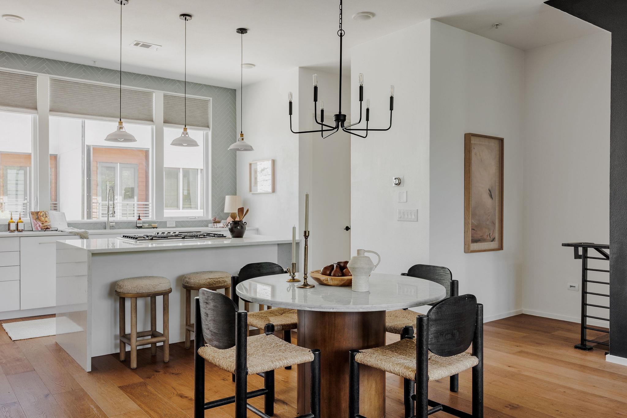 3100 Menchaca Rd # 6, Austin, TX 78704