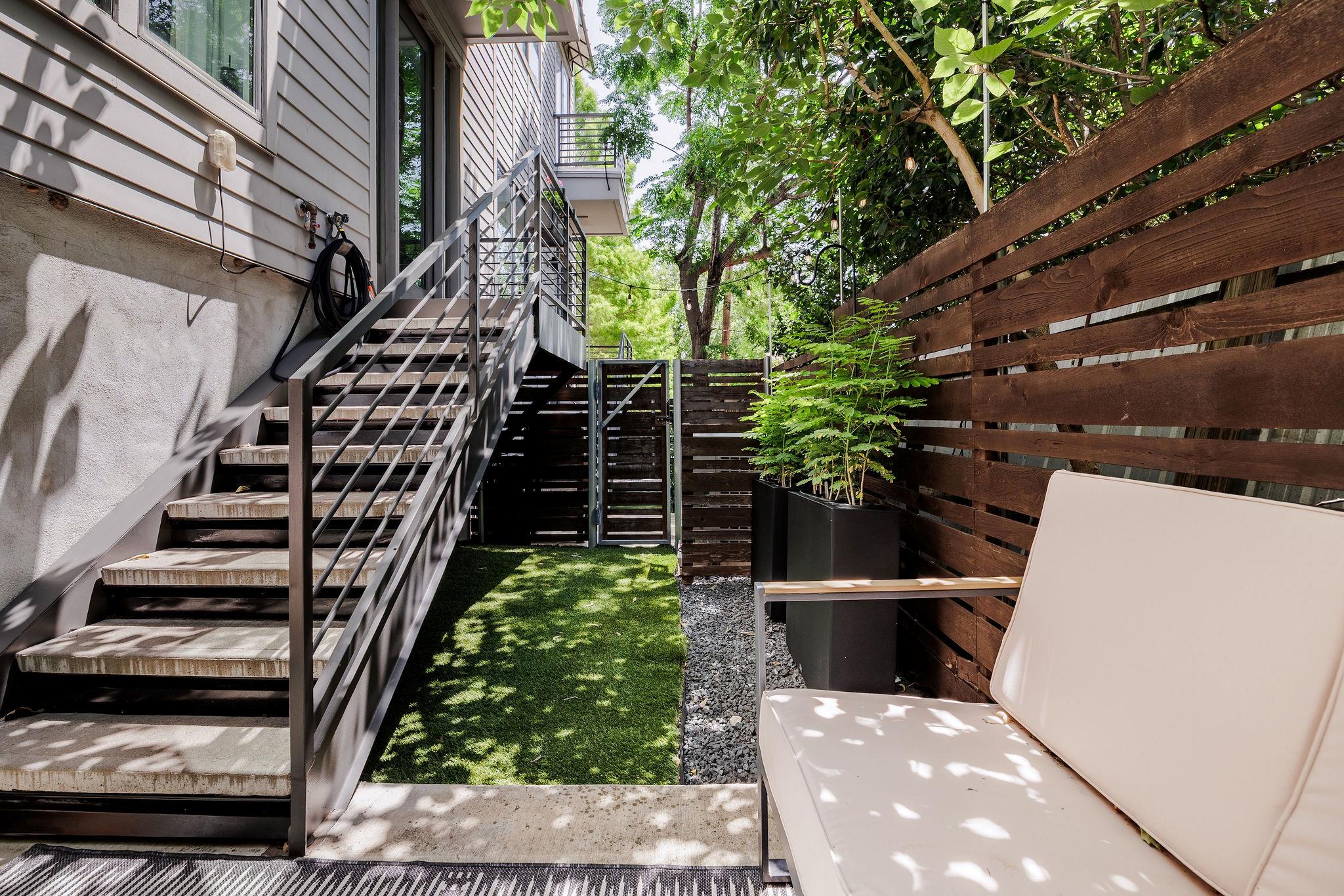 3100 Menchaca Rd # 6, Austin, TX 78704