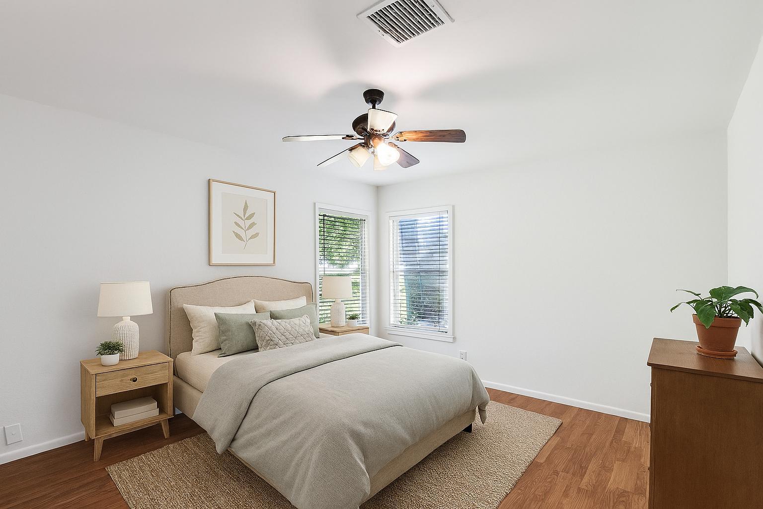 1202 Debus Dr, Taylor, TX 76574