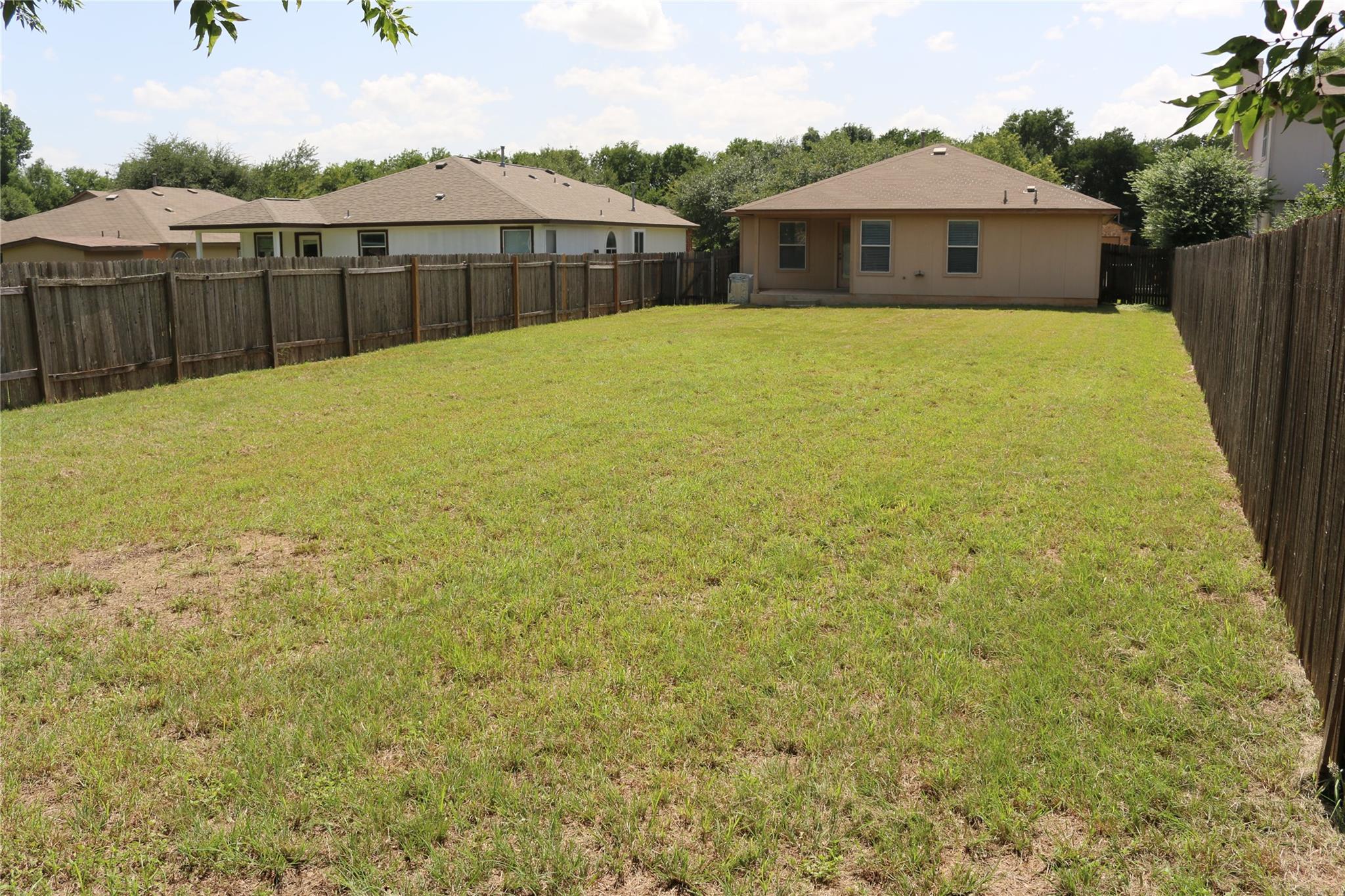 2855 Shadowpoint Cv, Round Rock, TX 78665