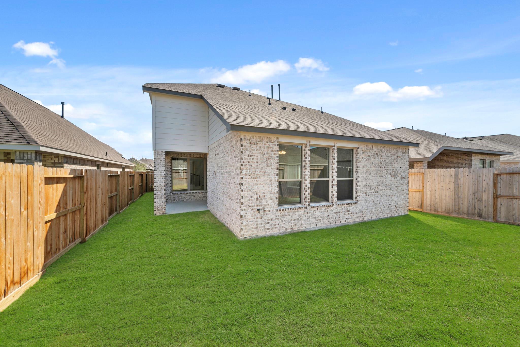 125 Emerald Grove Dr, Georgetown, TX 78633
