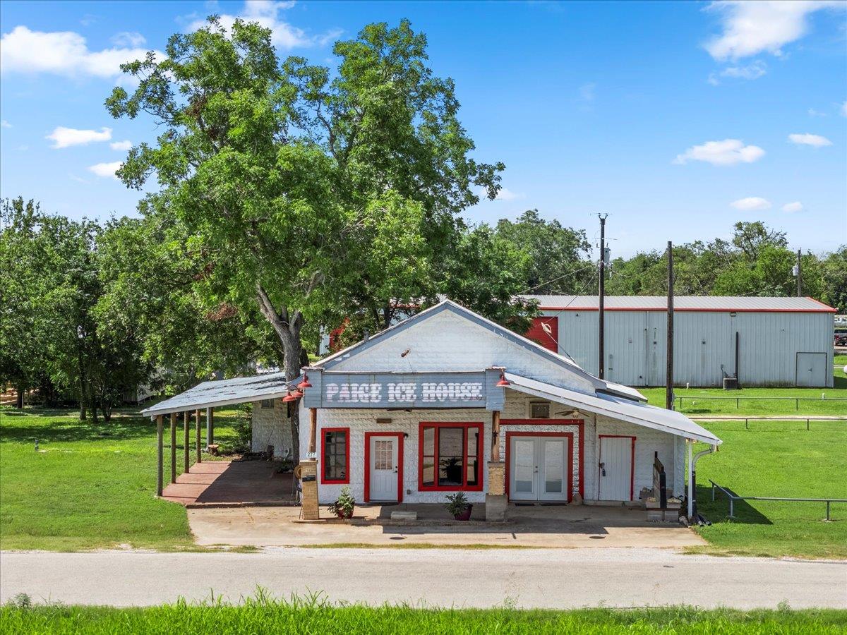 277 Old Highway 20 E, Paige, TX 78659