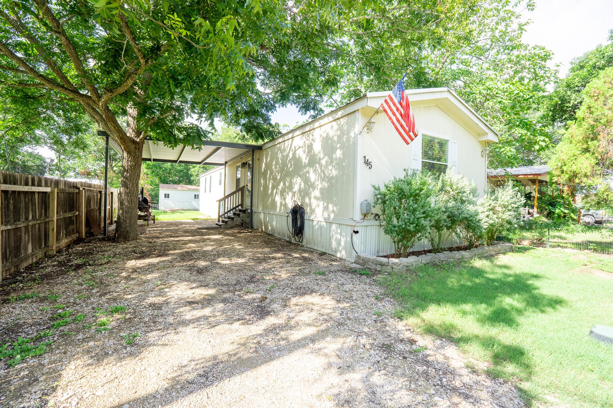 145 Birch, Maxwell, TX 78656