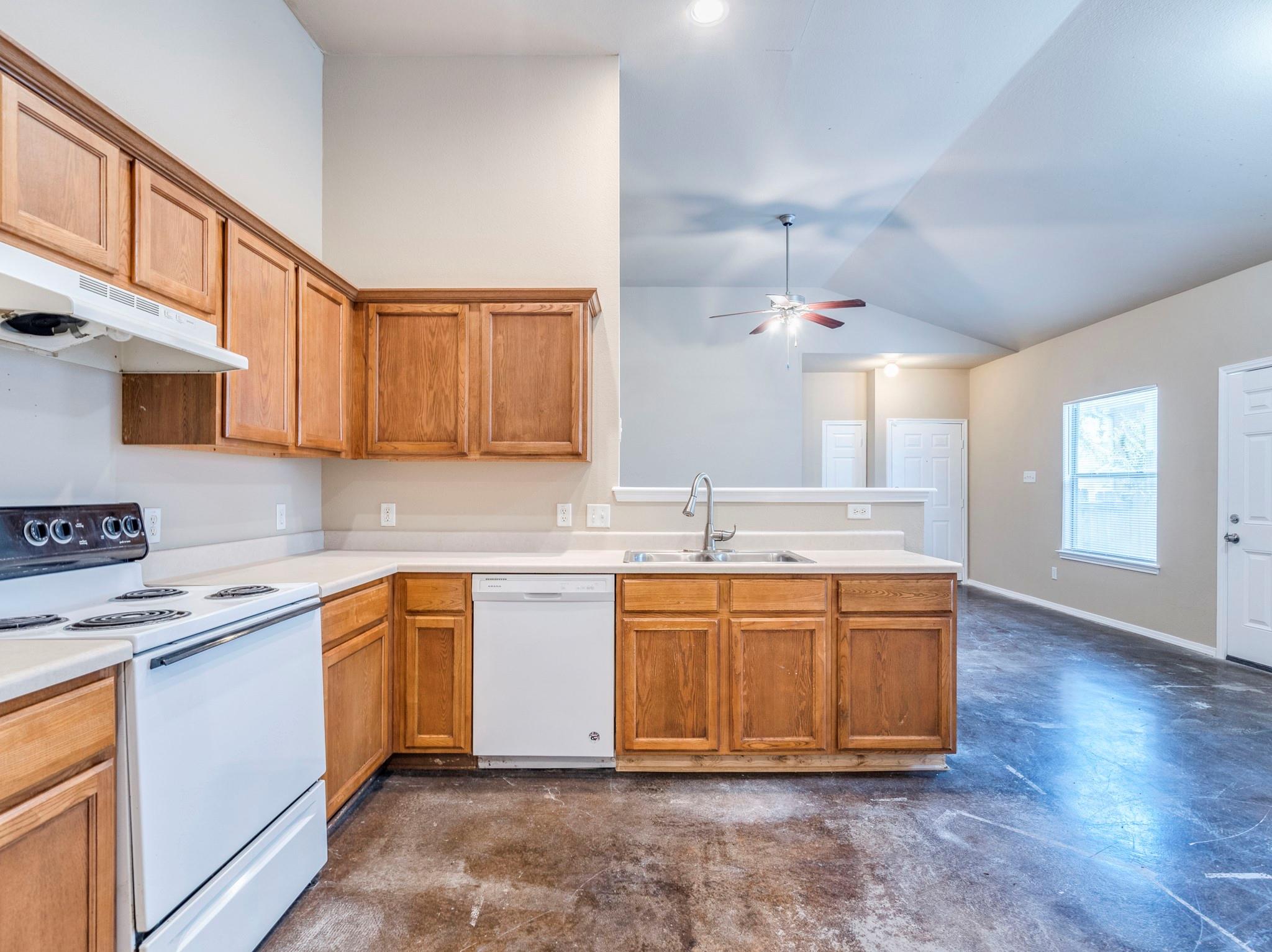 5723 Golf Hts, San Antonio, TX 78244