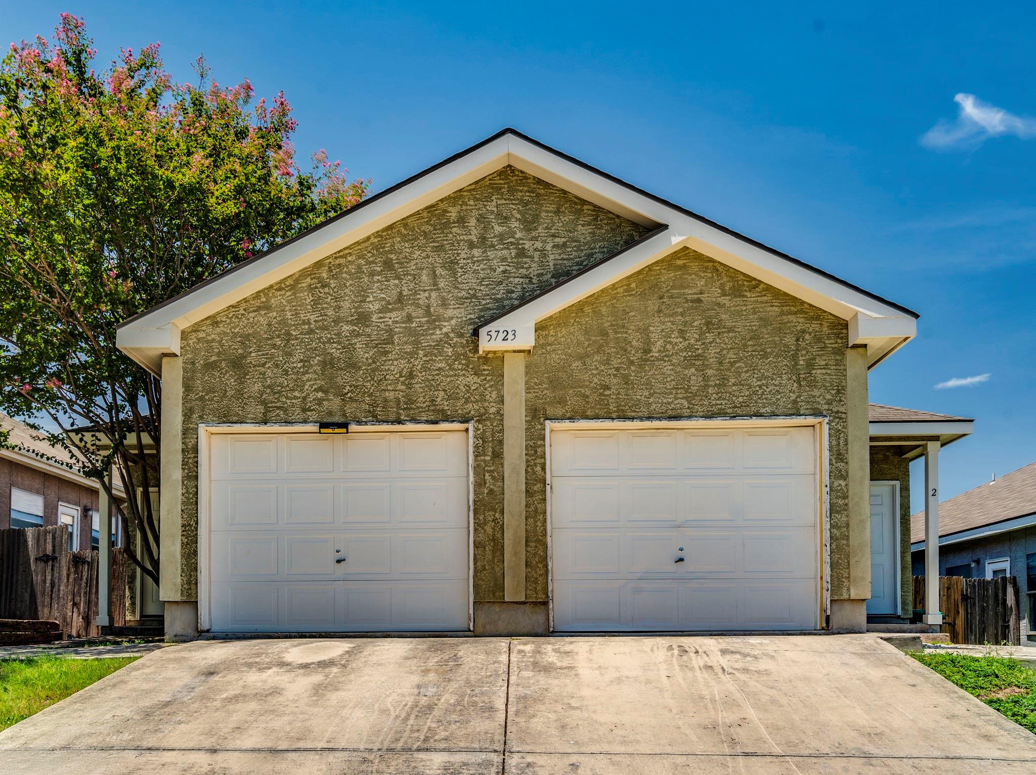 5723 Golf Hts, San Antonio, TX 78244