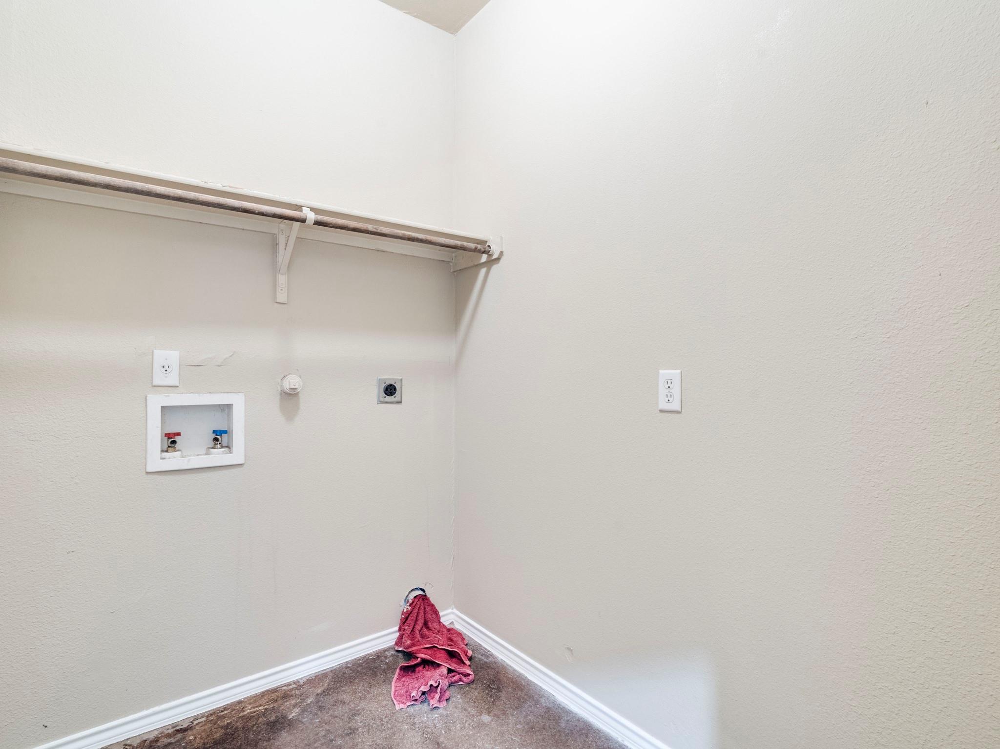 5723 Golf Hts, San Antonio, TX 78244
