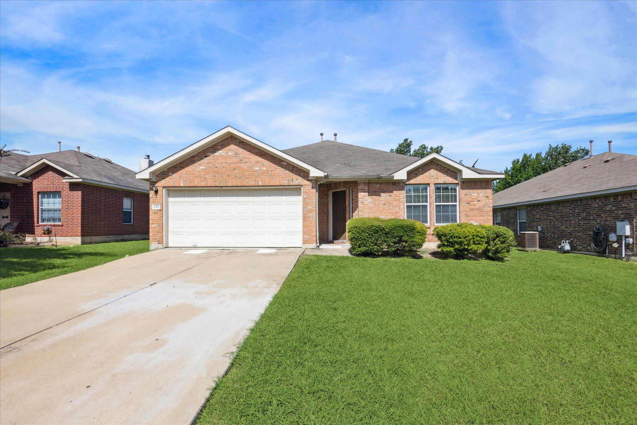 227 Ashwood N, Kyle, TX 78640