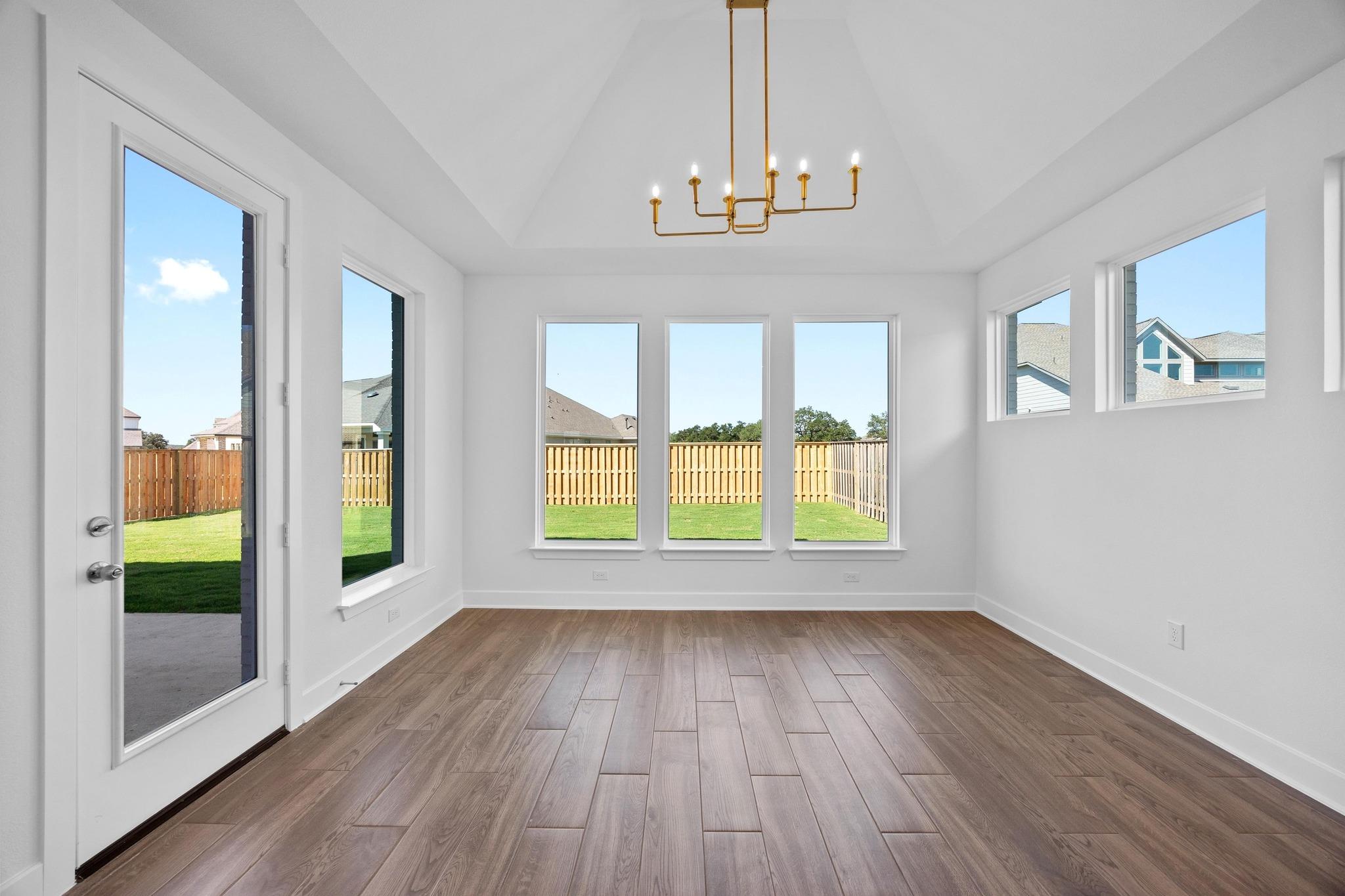 320 Buckaroo Dr, Georgetown, TX 78633