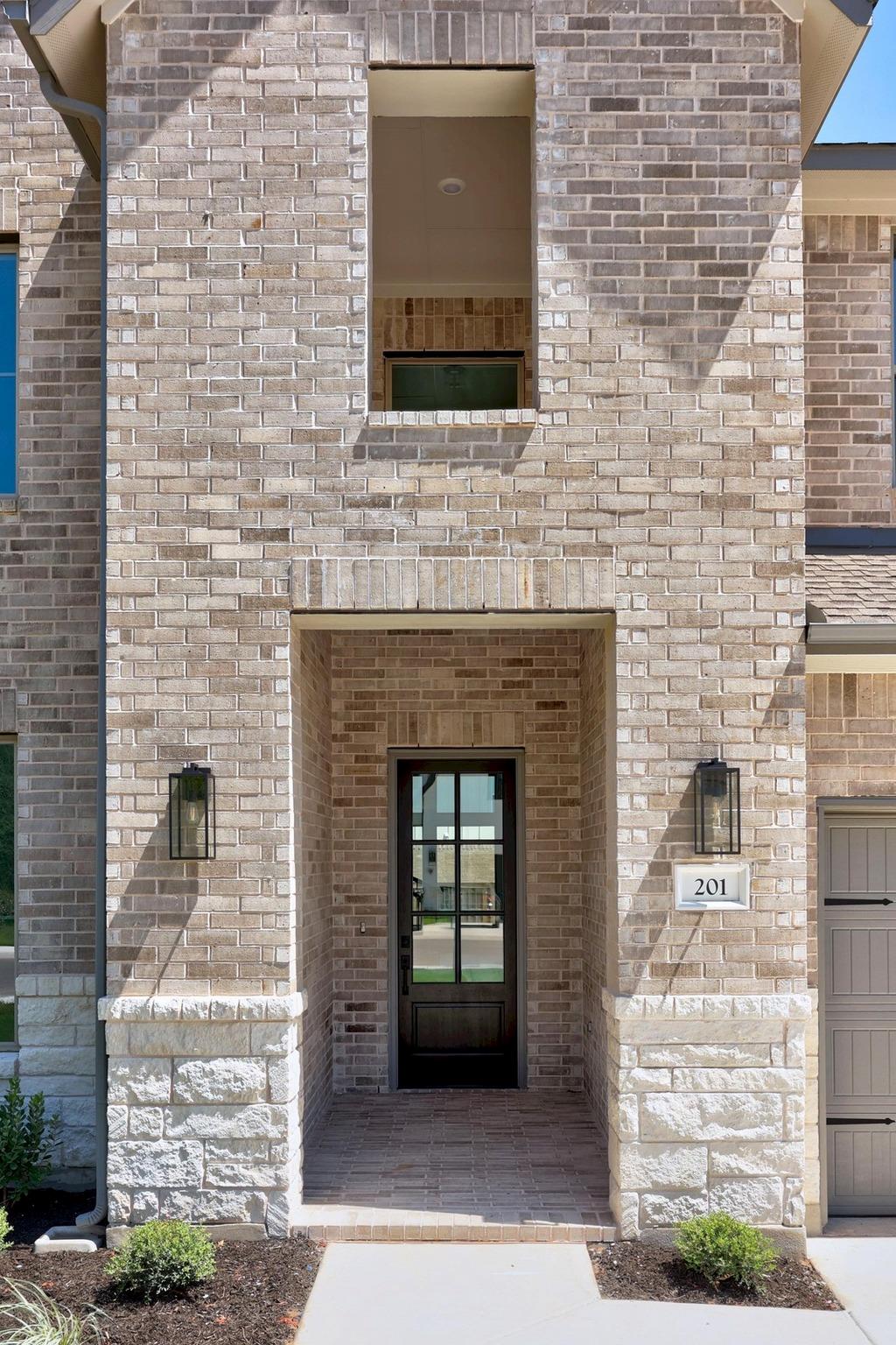 201 Buckaroo Dr, Georgetown, TX 78633