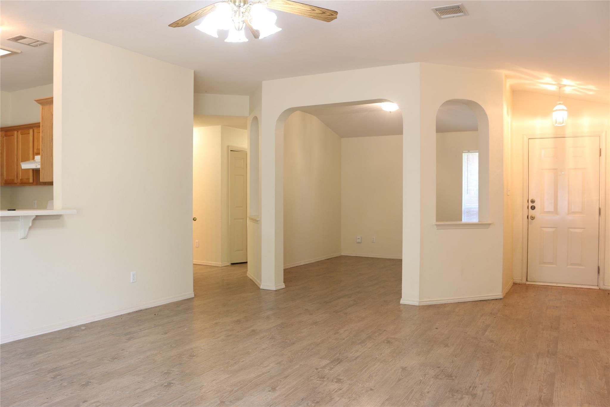 701 Johnny Bench, Round Rock, TX 78665